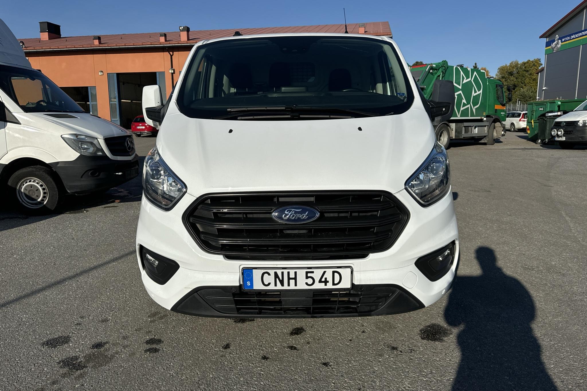 Ford Transit Custom 280 2.0 TDCi 2WD Skåp (130hk) - 27 240 km - Automatyczna - biały - 2022