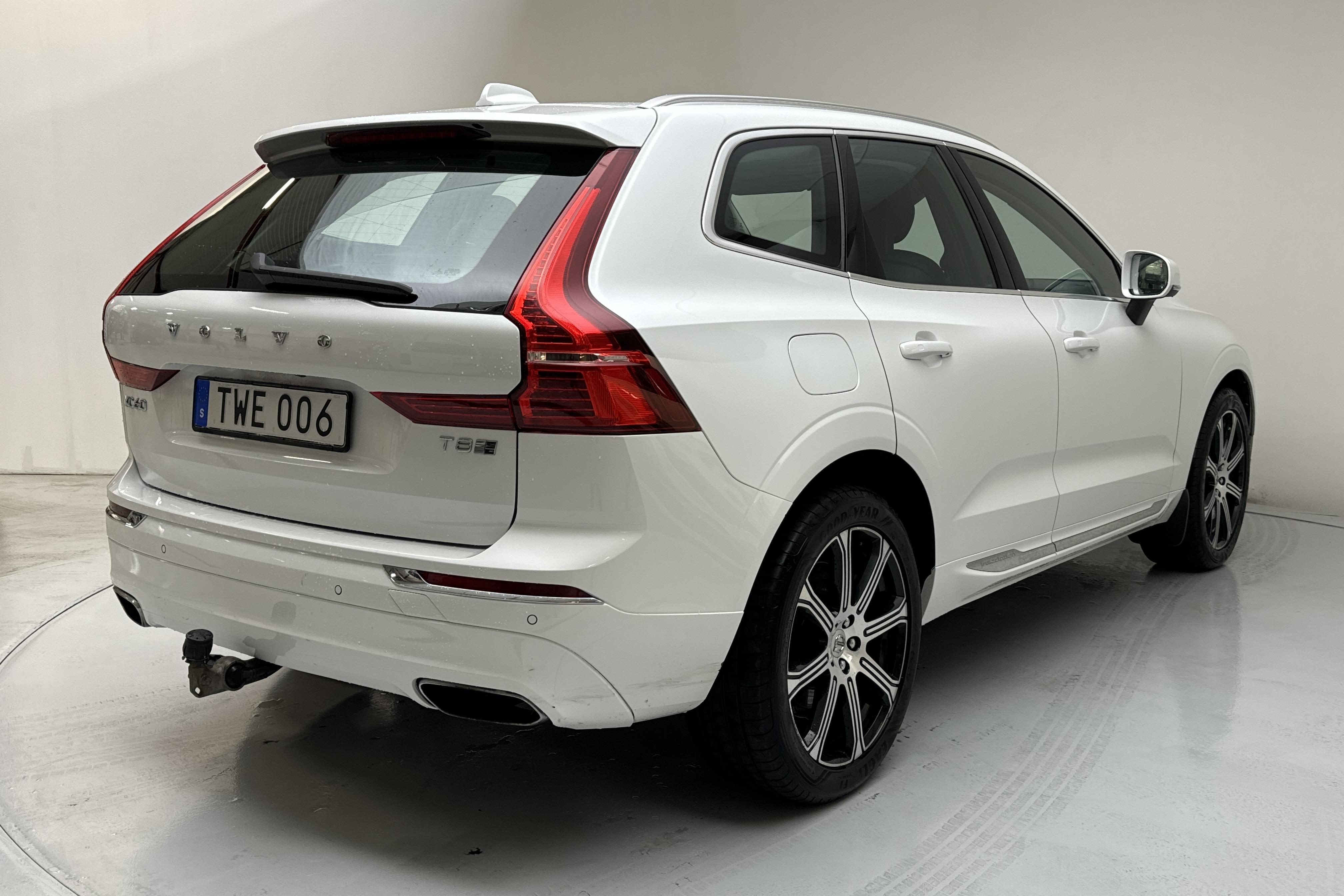 Volvo XC60 T8 AWD Twin Engine (407hk) - 114 490 km - Automatic - white - 2018