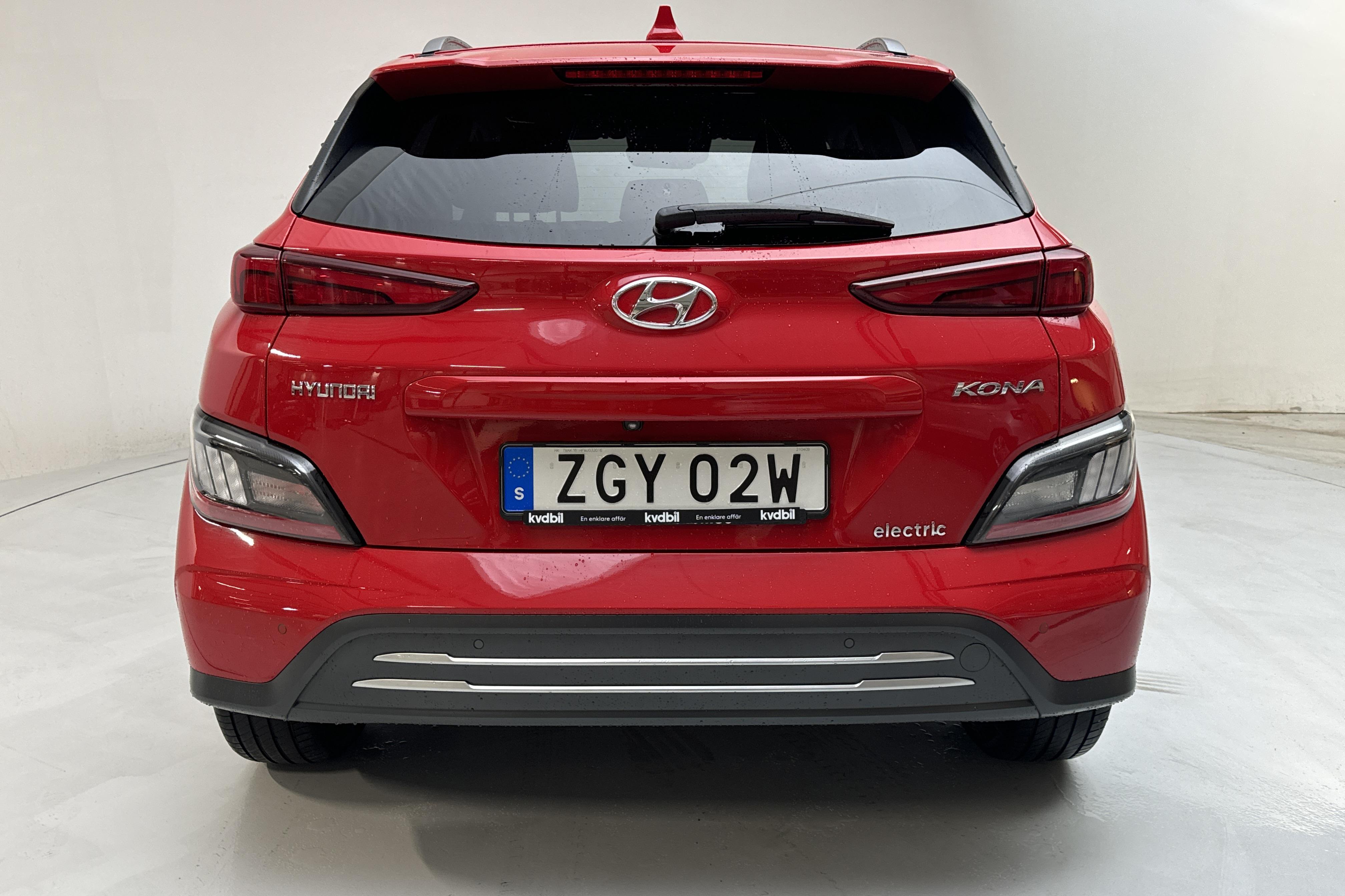 Hyundai Kona Electric Standard Range 39kWh (136hk) - 44 370 km - Automaatne - punane - 2021