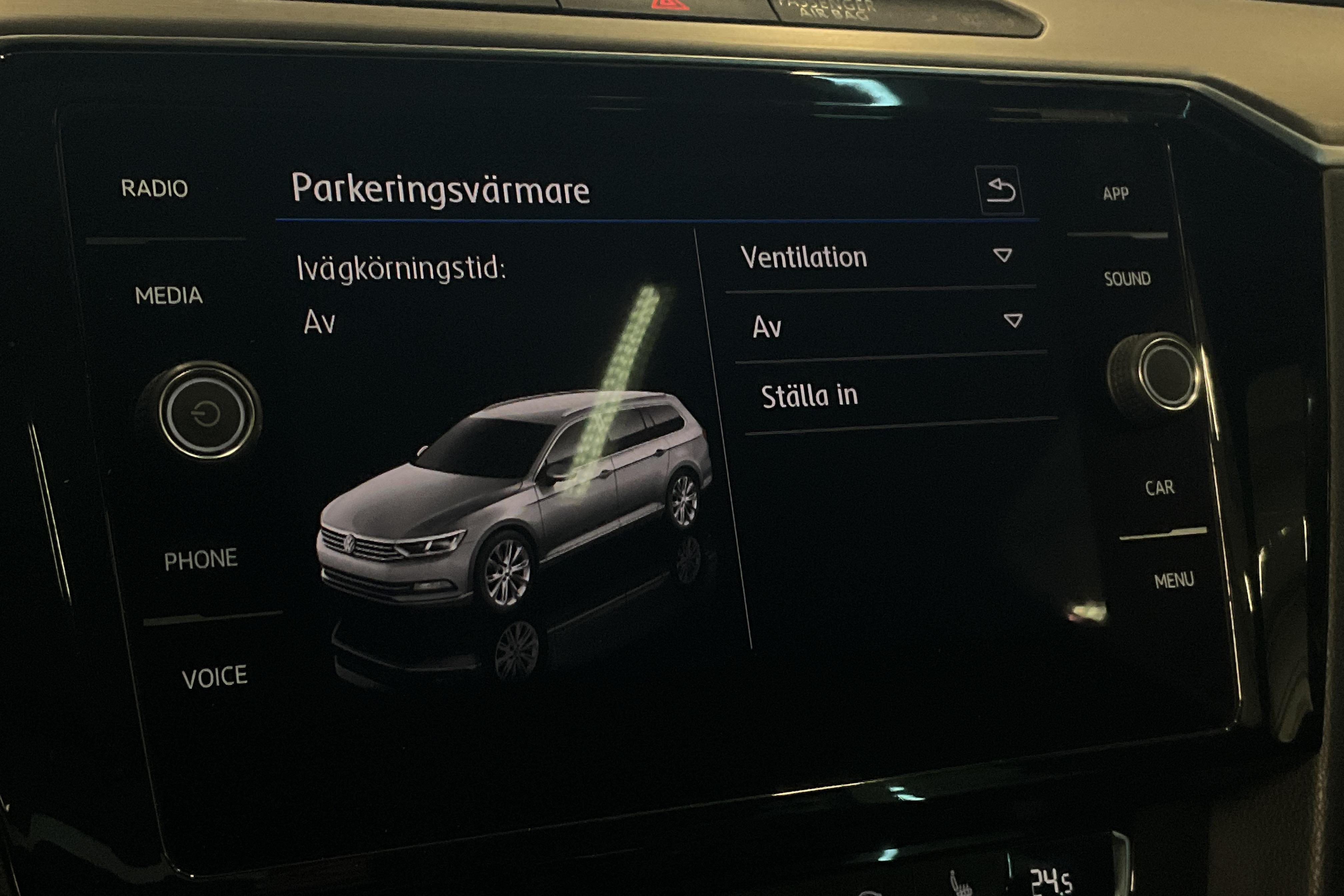 VW Passat 2.0 TDI Sportscombi 4MOTION (190hk) - 15 996 mil - Automat - svart - 2019