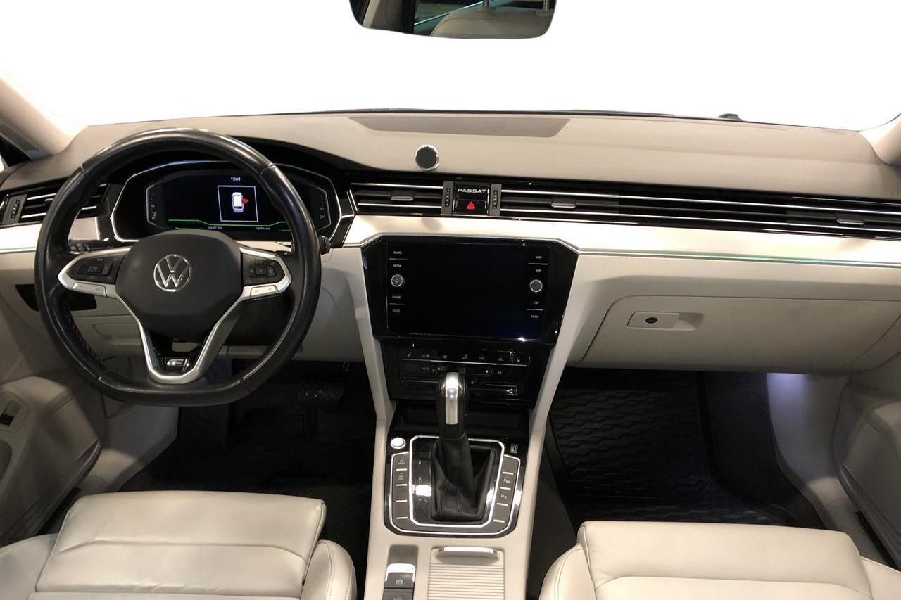 VW Passat 2.0 TDI Sportscombi 4Motion (200hk) - 13 095 mil - Automat - blå - 2021