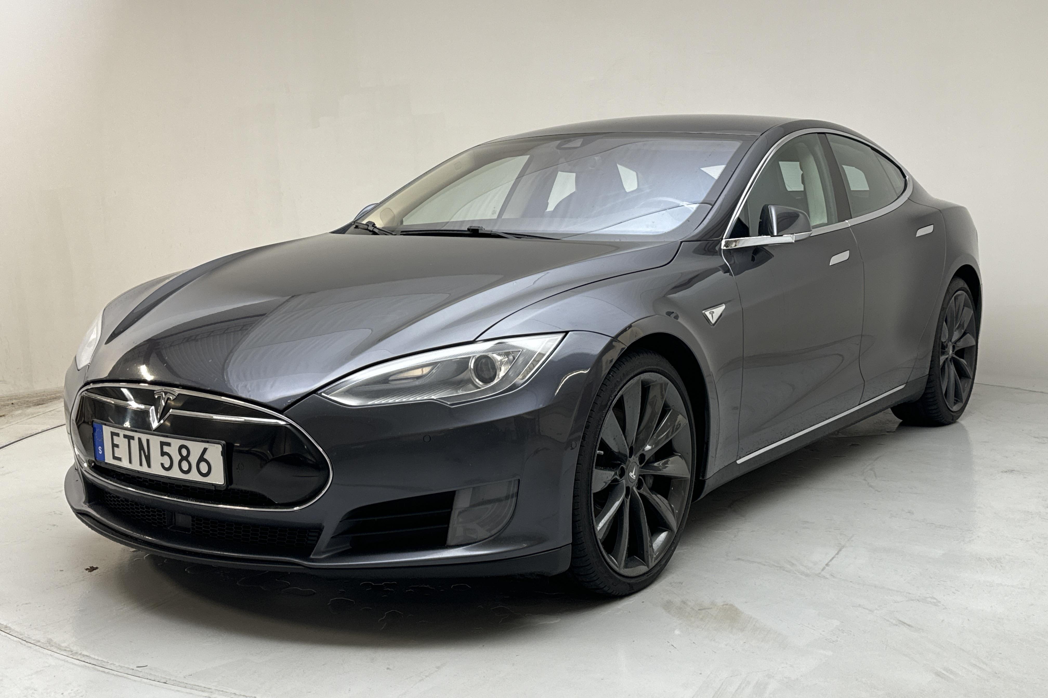 Tesla Model S 85D - 306 550 km - Automatyczna - szary - 2015