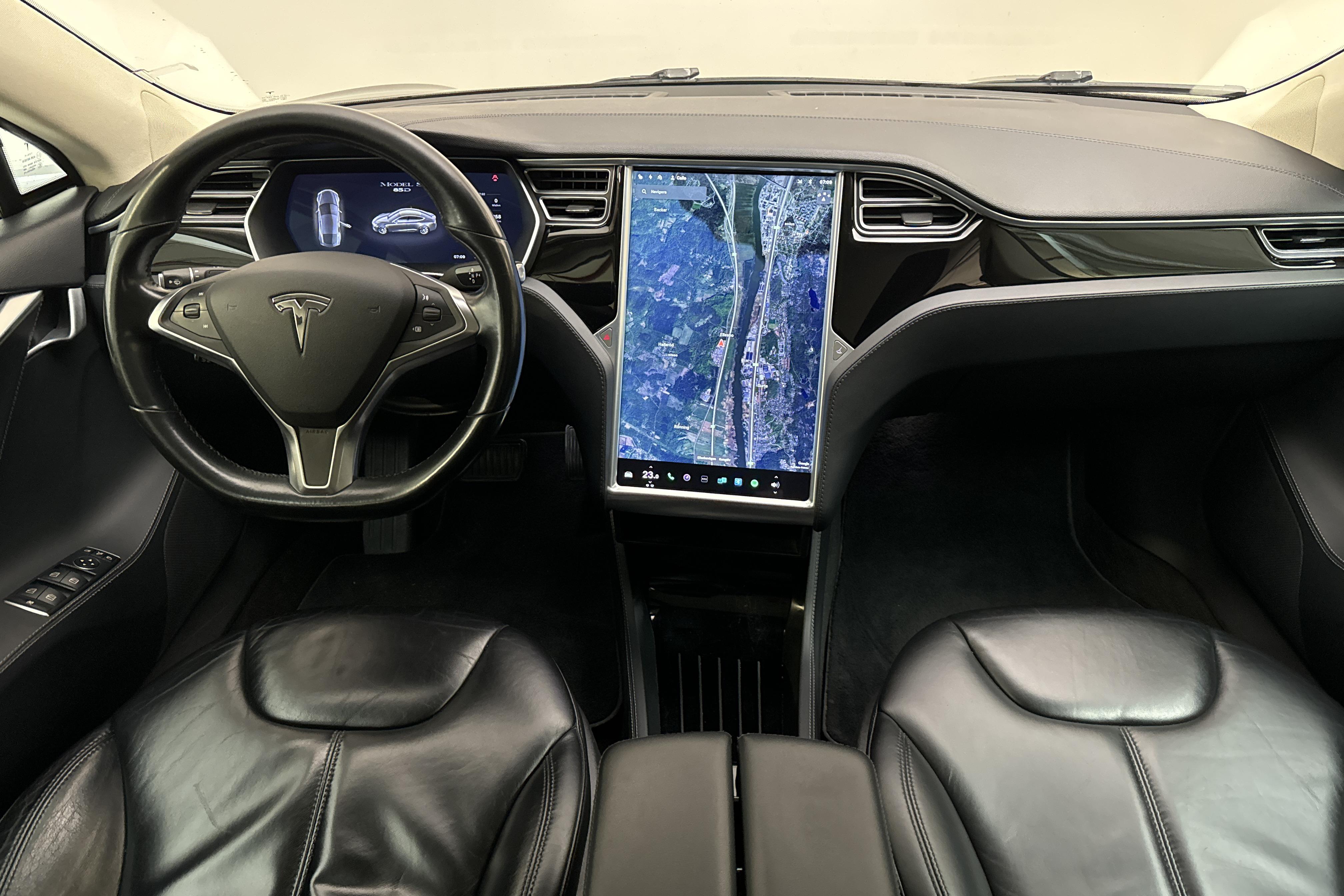 Tesla Model S 85D - 306 550 km - Automatyczna - szary - 2015