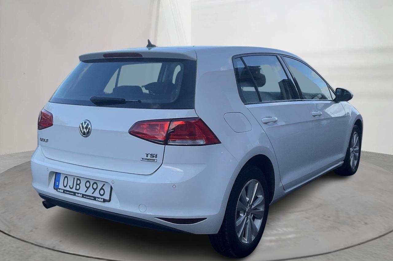 VW Golf VII 1.2 TSI 5dr (110hk) - 16 025 mil - Manuell - vit - 2017