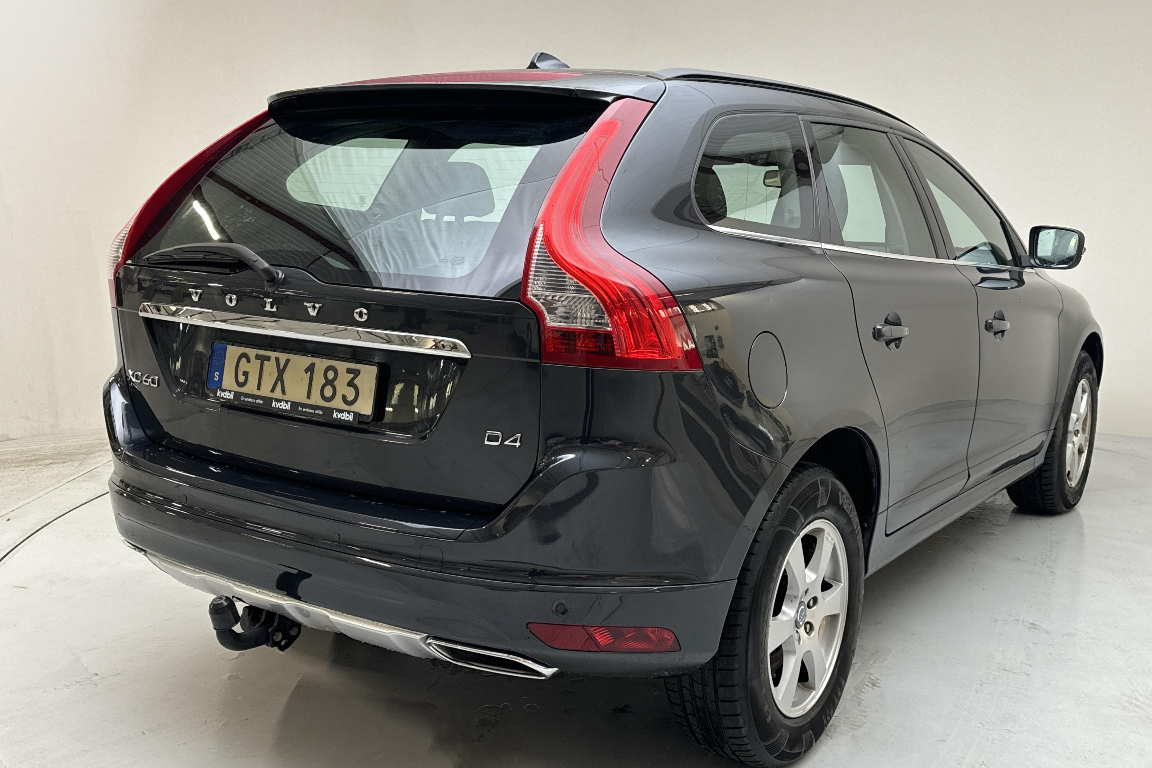 Volvo XC60 D4 2WD (181hk) - 220 350 km - Automatyczna - szary - 2014