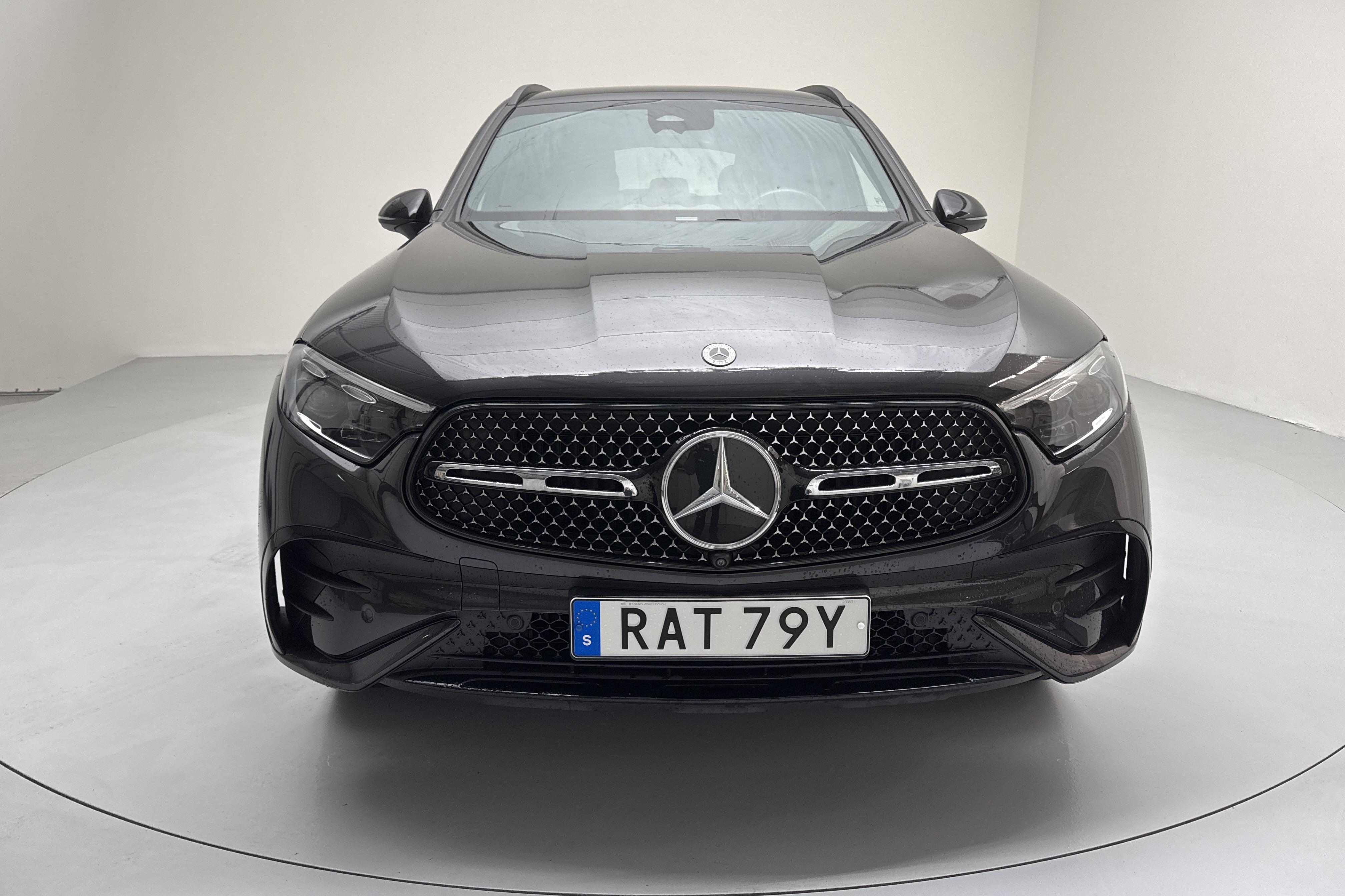 Mercedes GLC 300 e 4MATIC X254 (313hk) - 20 600 km - Automatic - gray - 2024