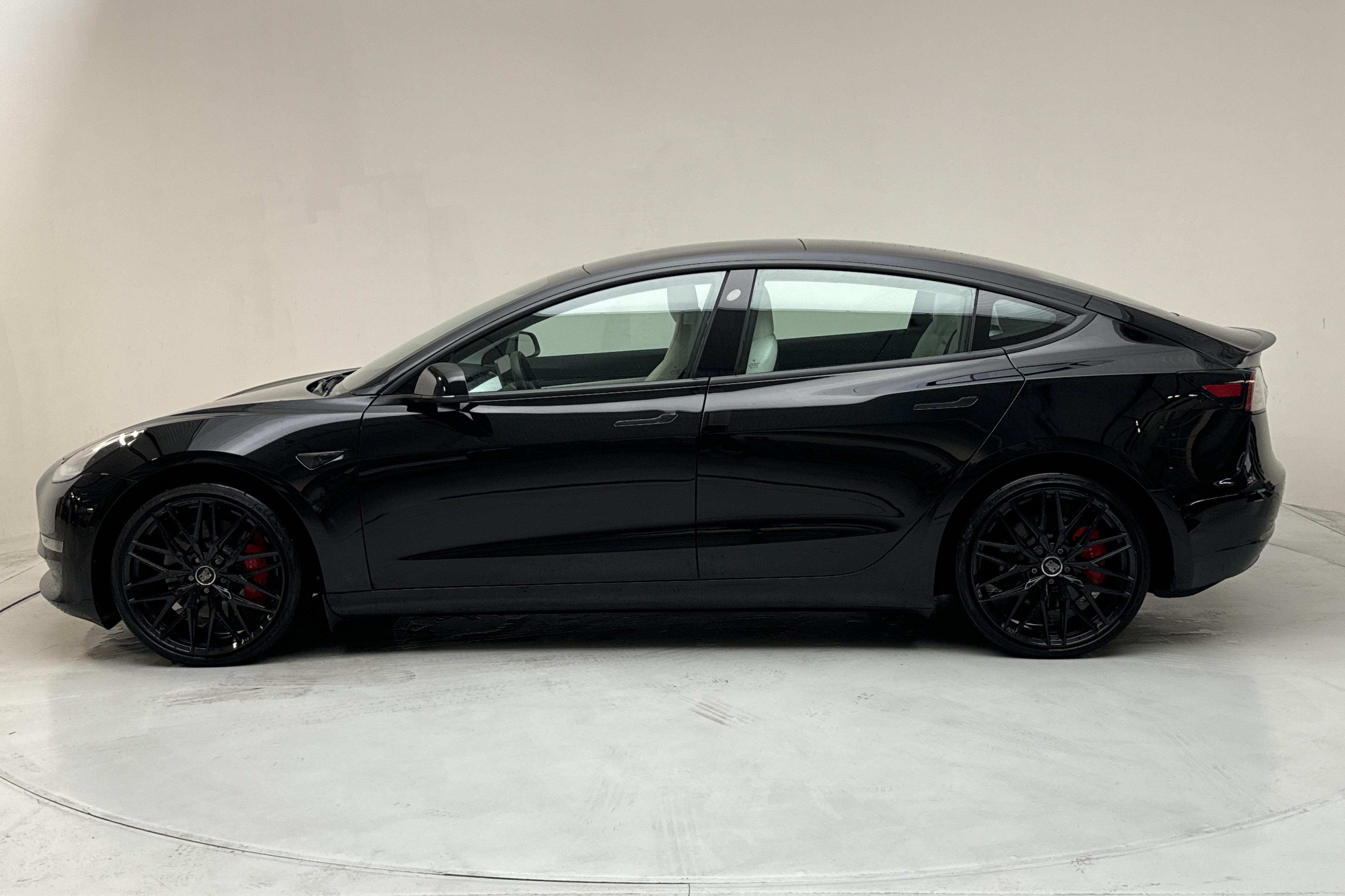 Tesla Model 3 Performance AWD - 142 570 km - Automatic - black - 2020