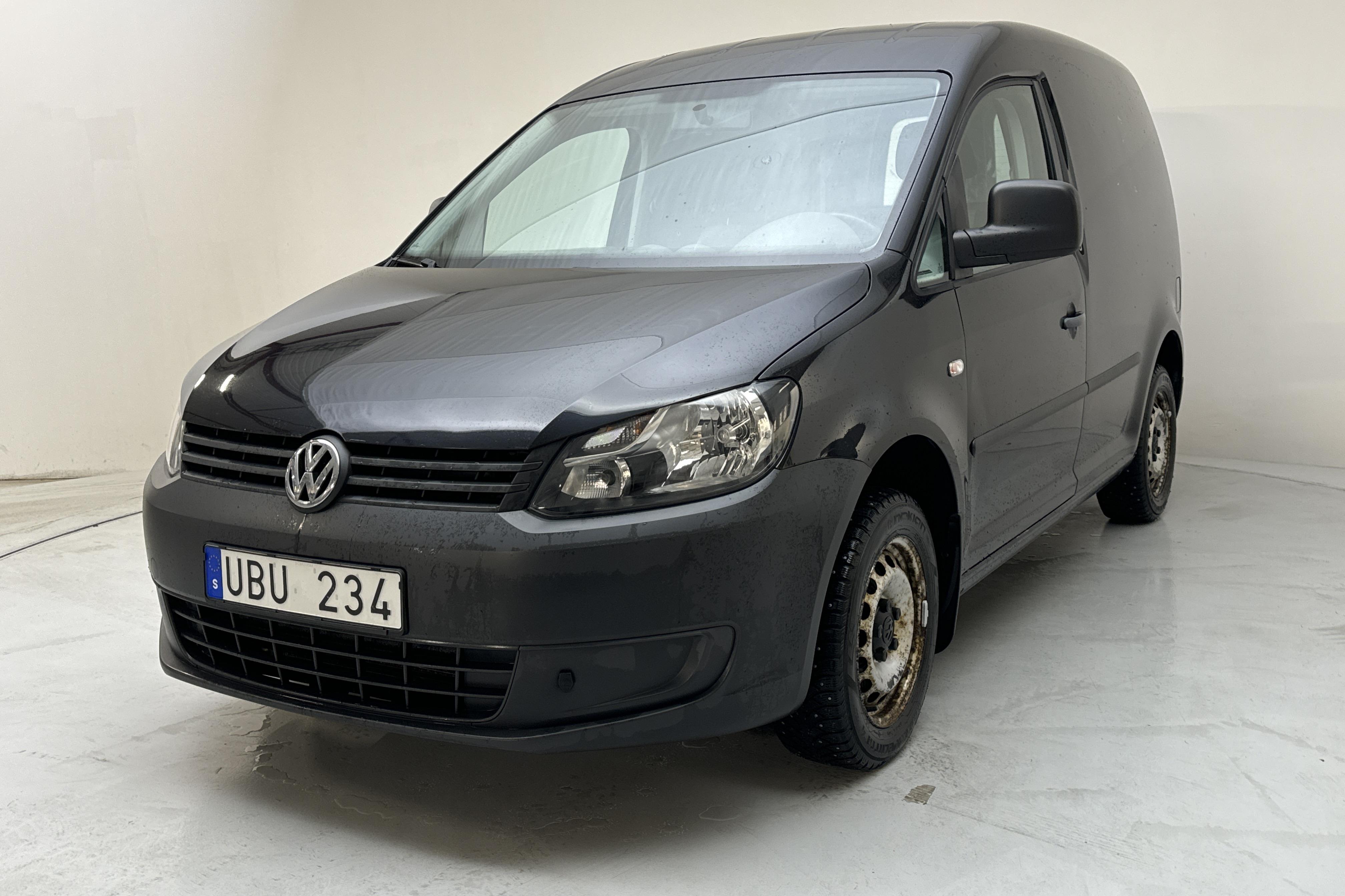 VW Caddy 1.6 TDI Skåp (75hk) - 61 450 km - Manuaalinen - musta - 2011