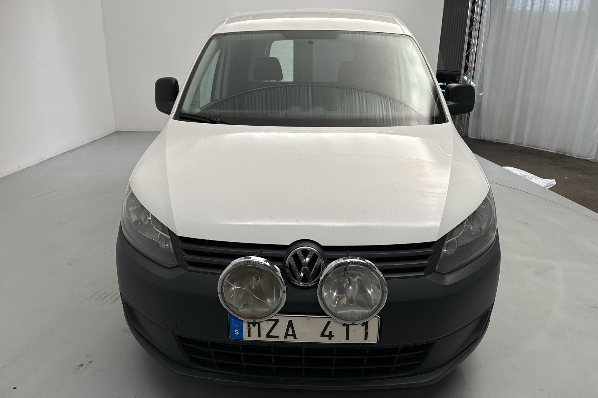 VW Caddy 1.6 TDI Skåp (102hk) - 232 720 km - Automatyczna - biały - 2013