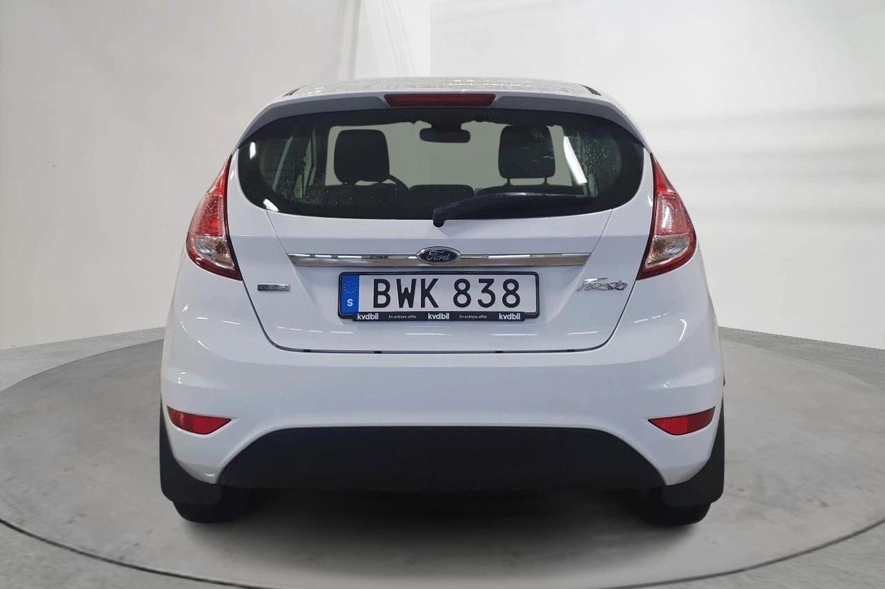 Ford Fiesta 1.0T EcoBoost 5dr (100hk) - 55 450 km - Automatyczna - biały - 2014