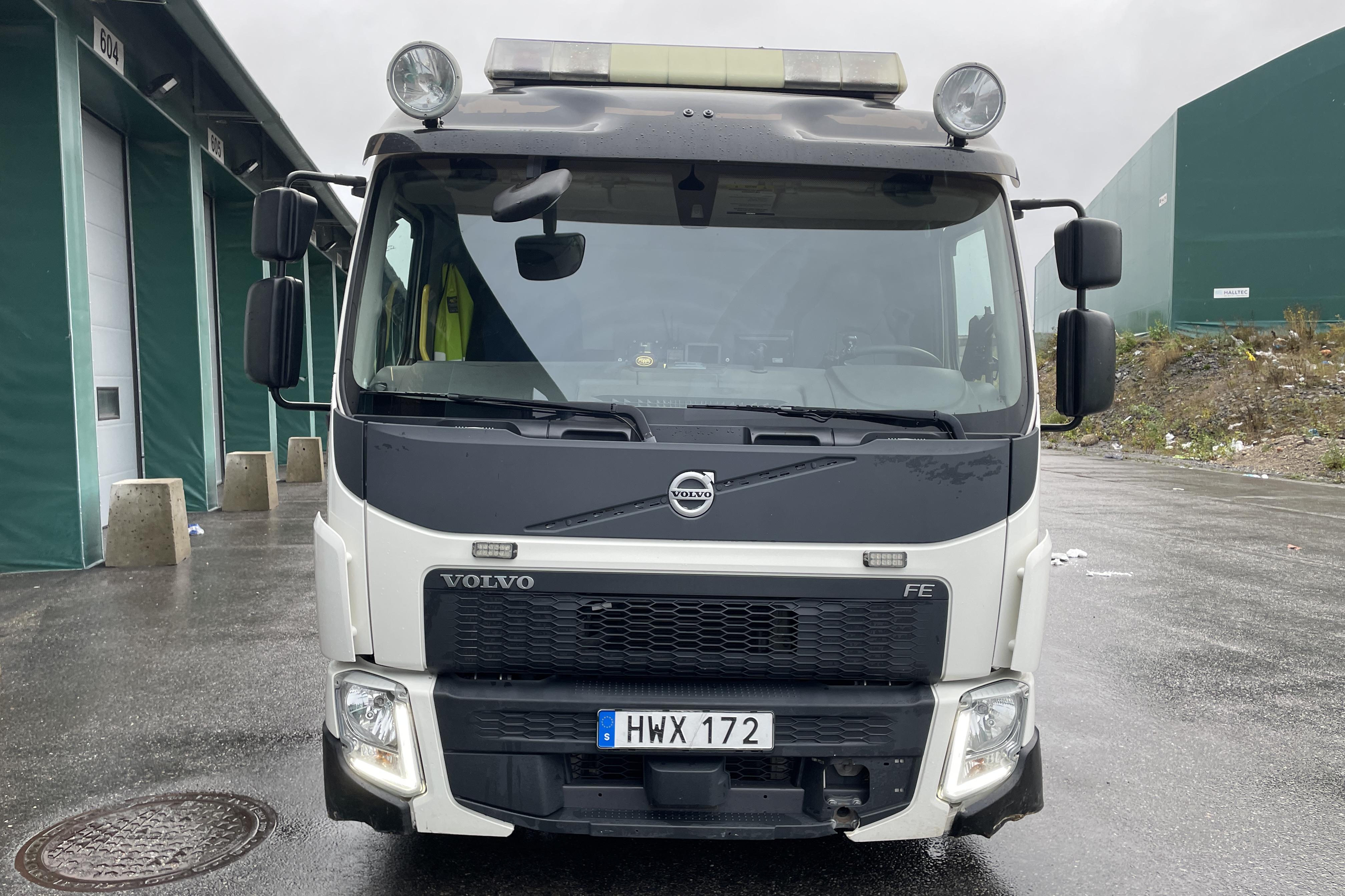 VOLVO FE320 - 121 905 km - Automaatne - valge - 2016