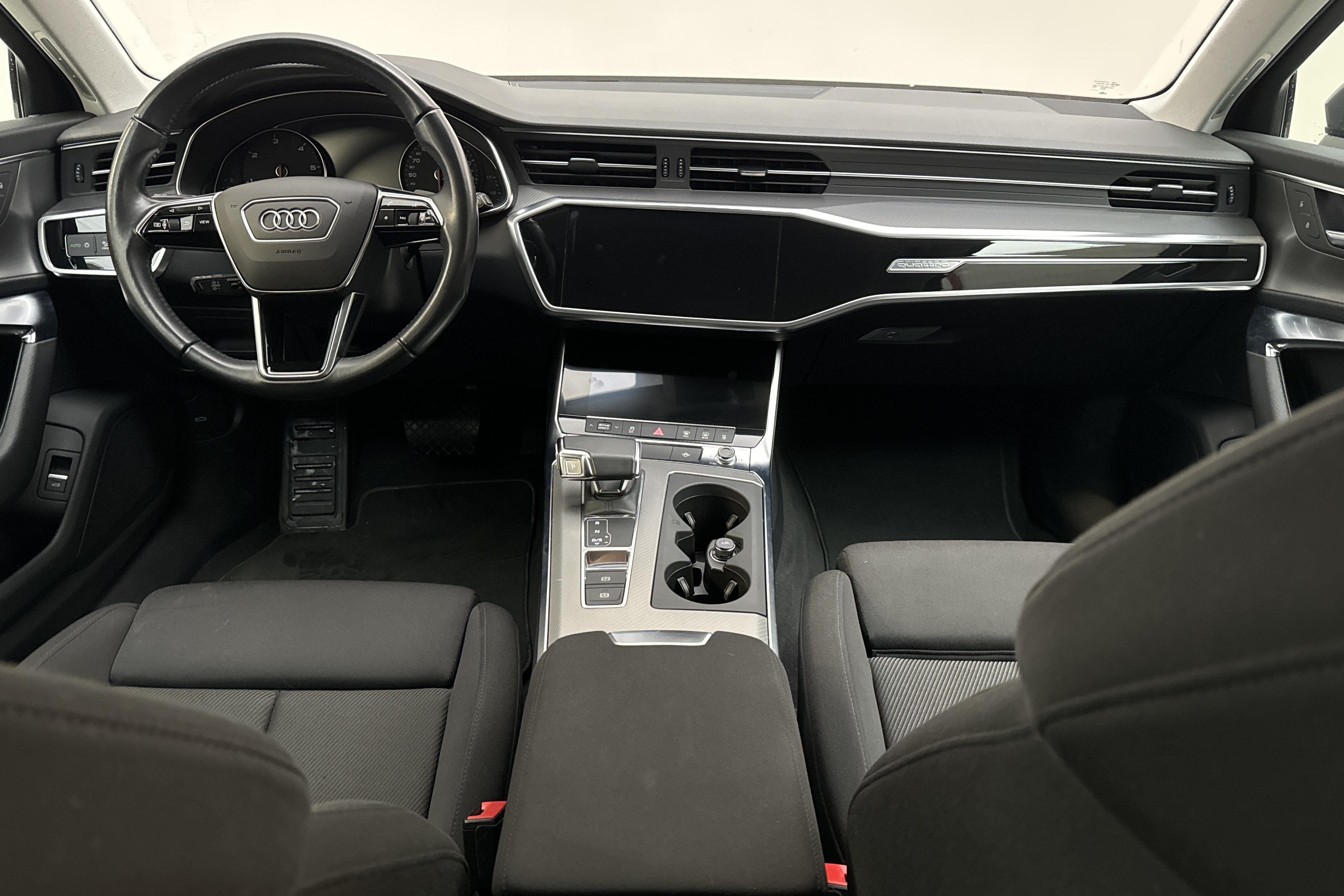 Audi A6 Avant 40 TDI quattro (204hk) - 80 780 km - Automatyczna - szary - 2019