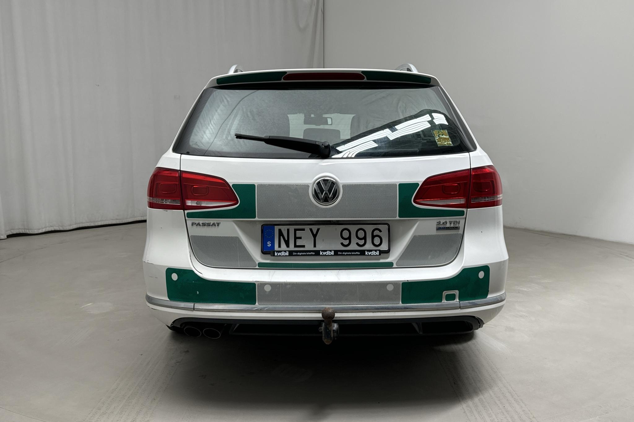 VW Passat 2.0 TDI BlueMotion Technology Variant (140hk) - 147 950 km - Käsitsi - valge - 2013