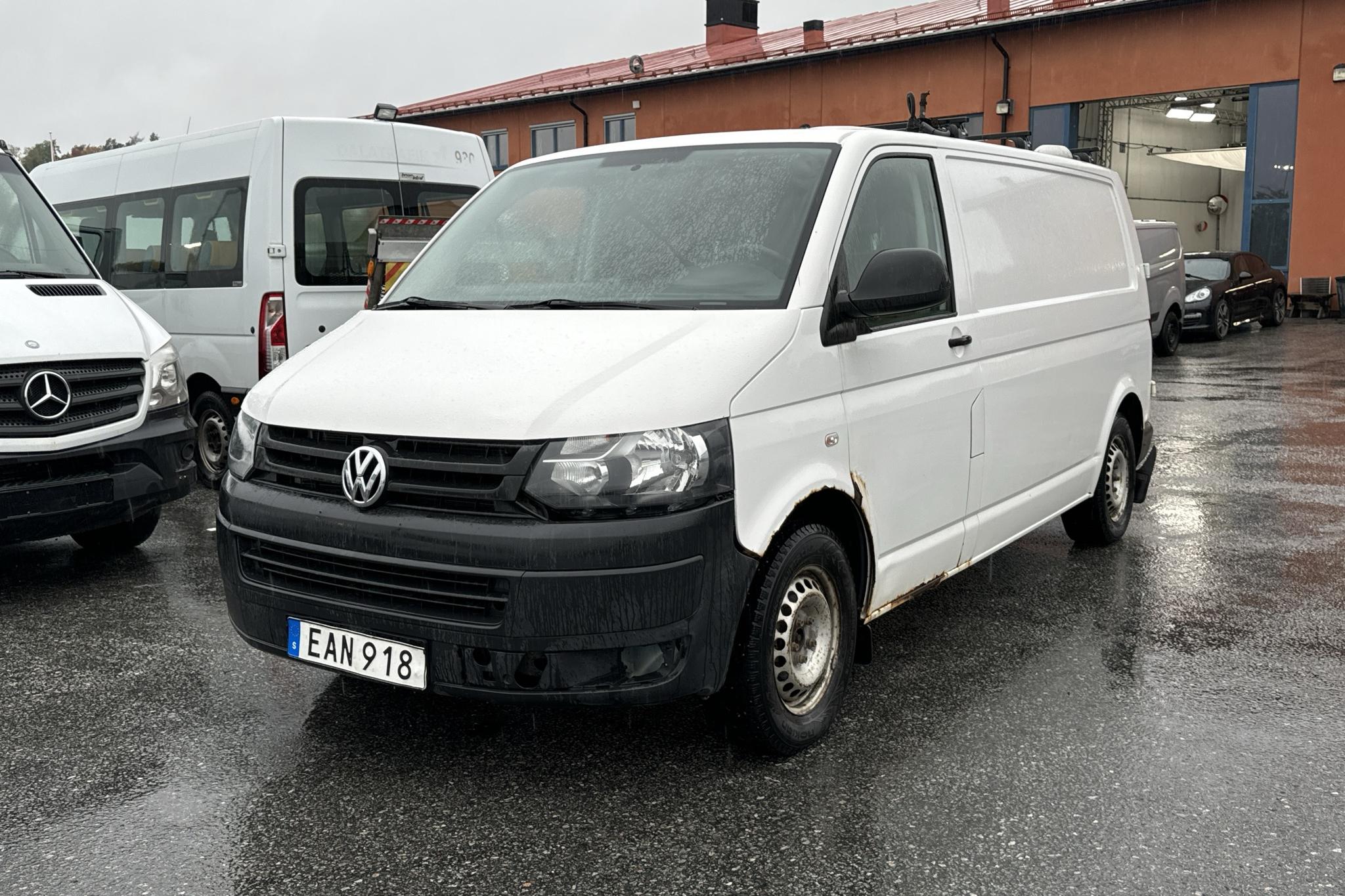 VW Transporter T5 2.0 TDI 4MOTION (140hk) - 187 490 km - Manual - white - 2015