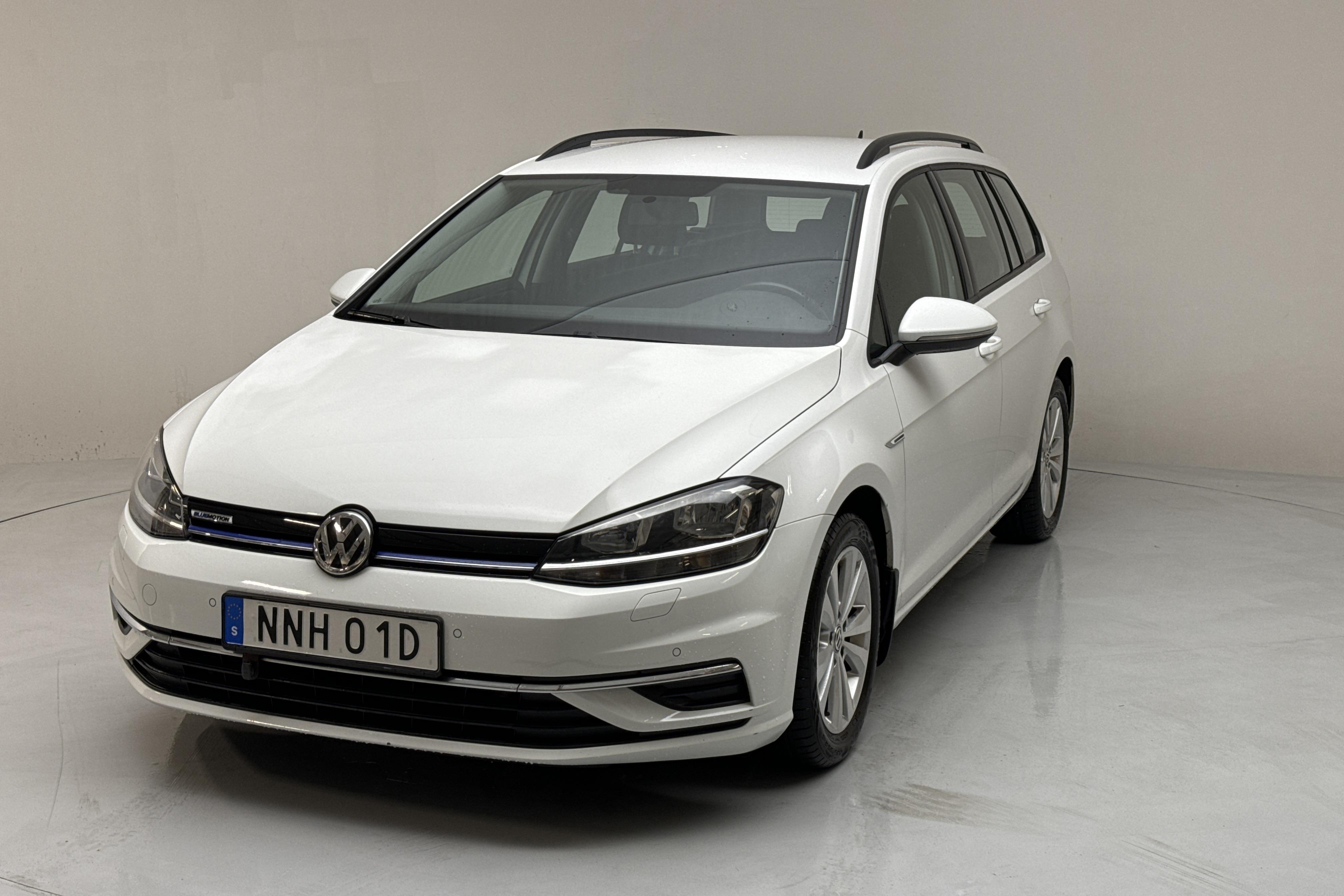 VW Golf VII 1.5 TGI Sportscombi (130hk) - 82 170 km - Automaattinen - valkoinen - 2020