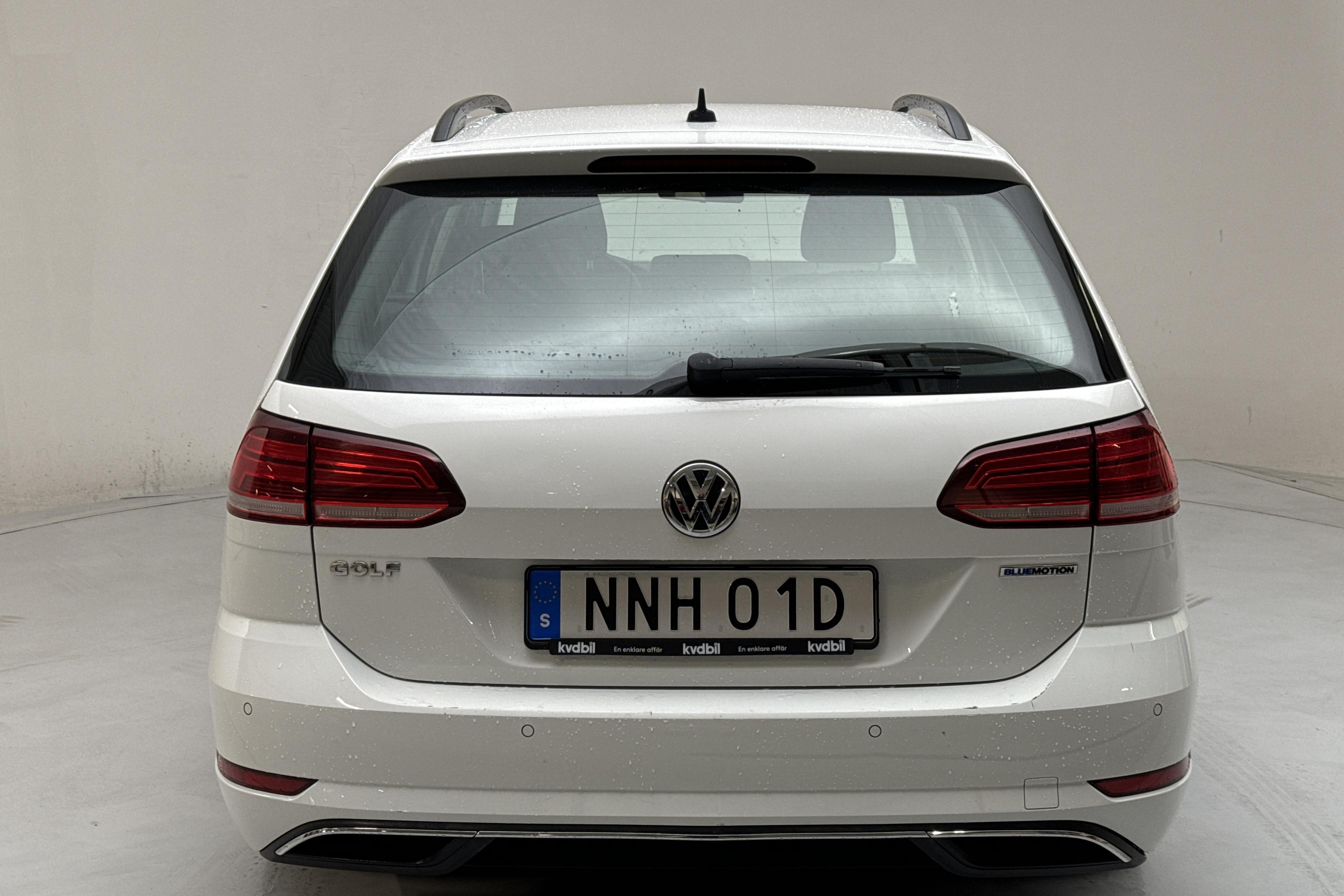 VW Golf VII 1.5 TGI Sportscombi (130hk) - 82 170 km - Automatyczna - biały - 2020