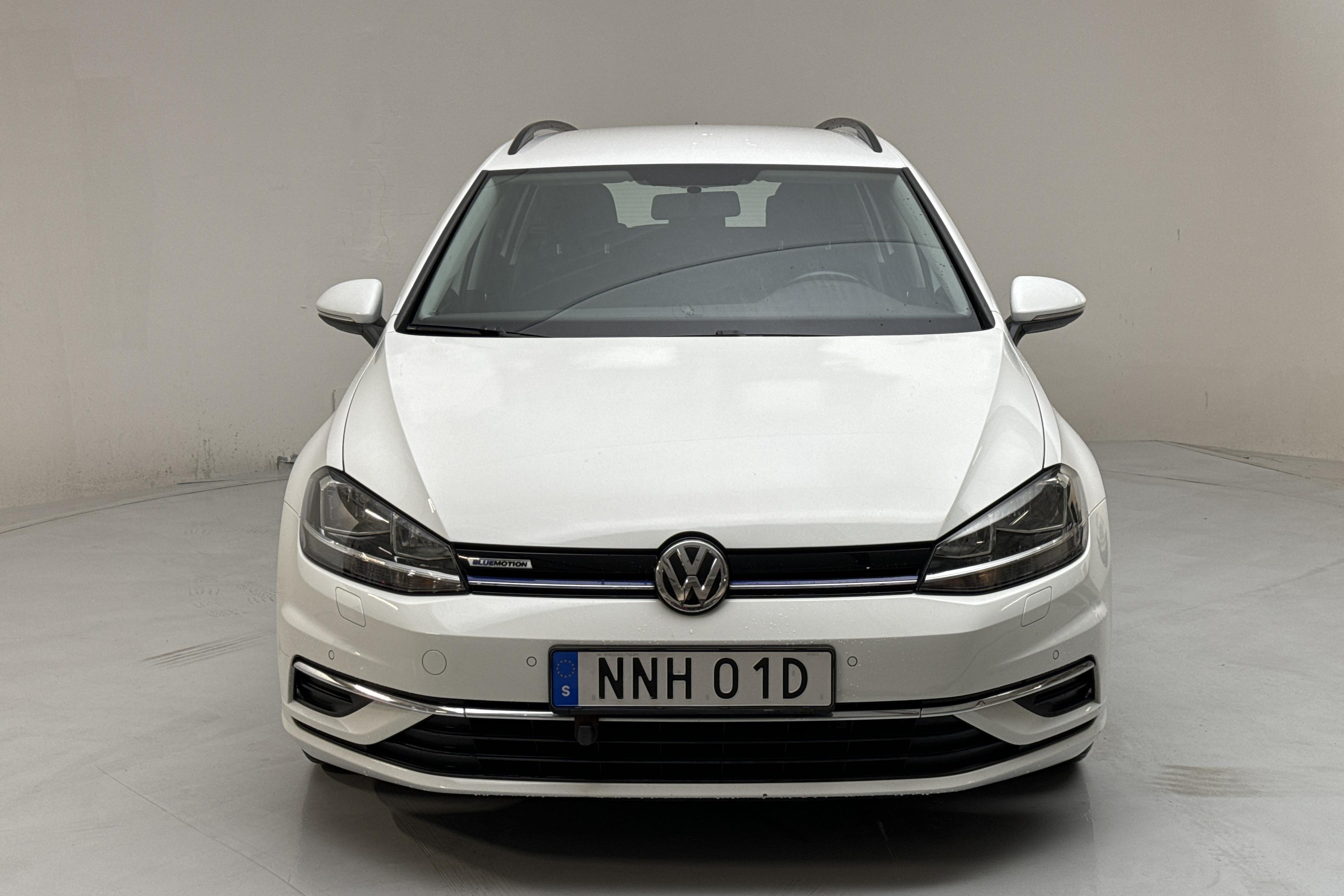 VW Golf VII 1.5 TGI Sportscombi (130hk) - 82 170 km - Automatic - white - 2020