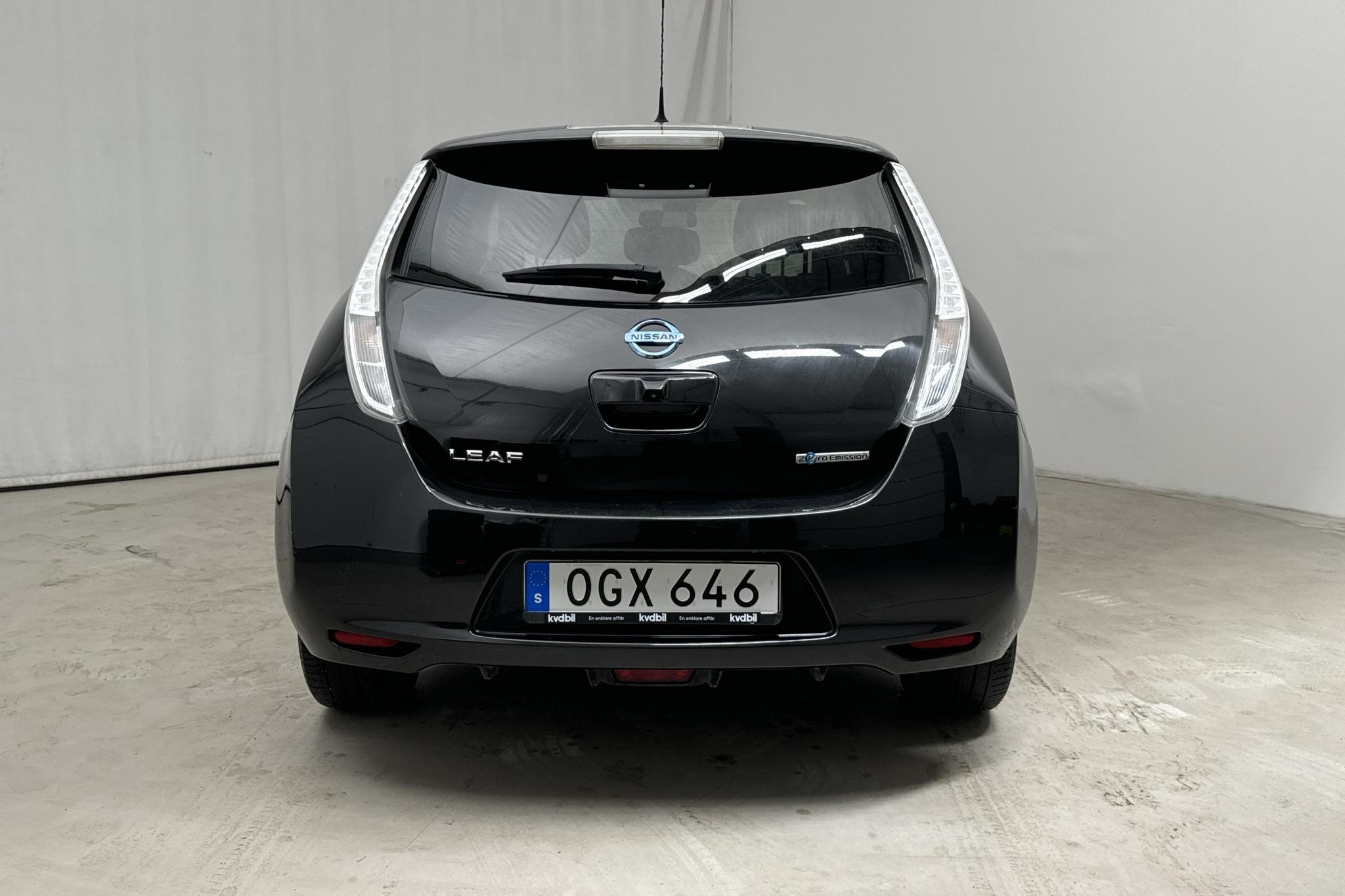 Nissan LEAF 5dr (109hk) - 101 540 km - Automaattinen - musta - 2017