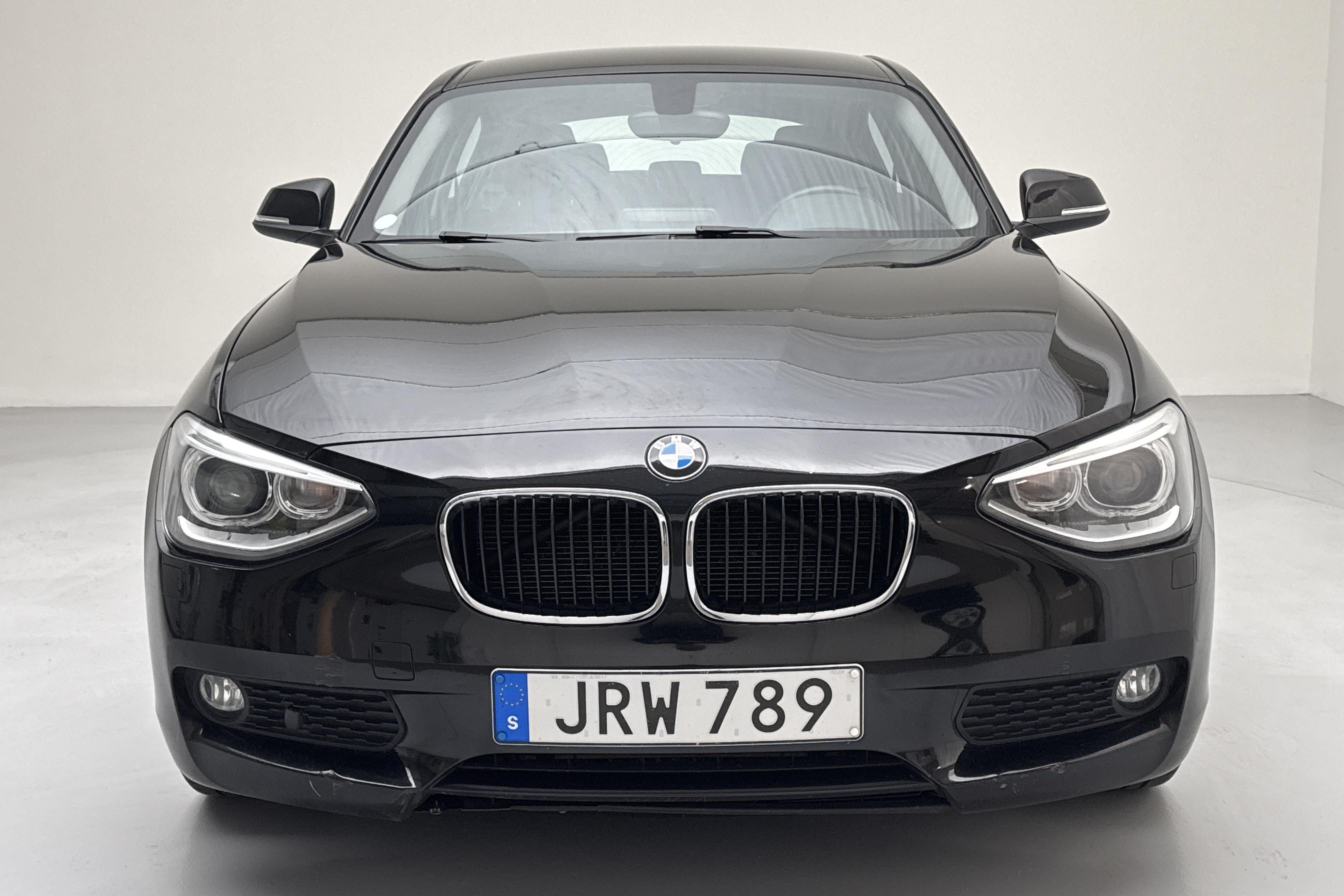 BMW 118d 5dr, F20 (143hk) - 108 720 km - Automaattinen - musta - 2015