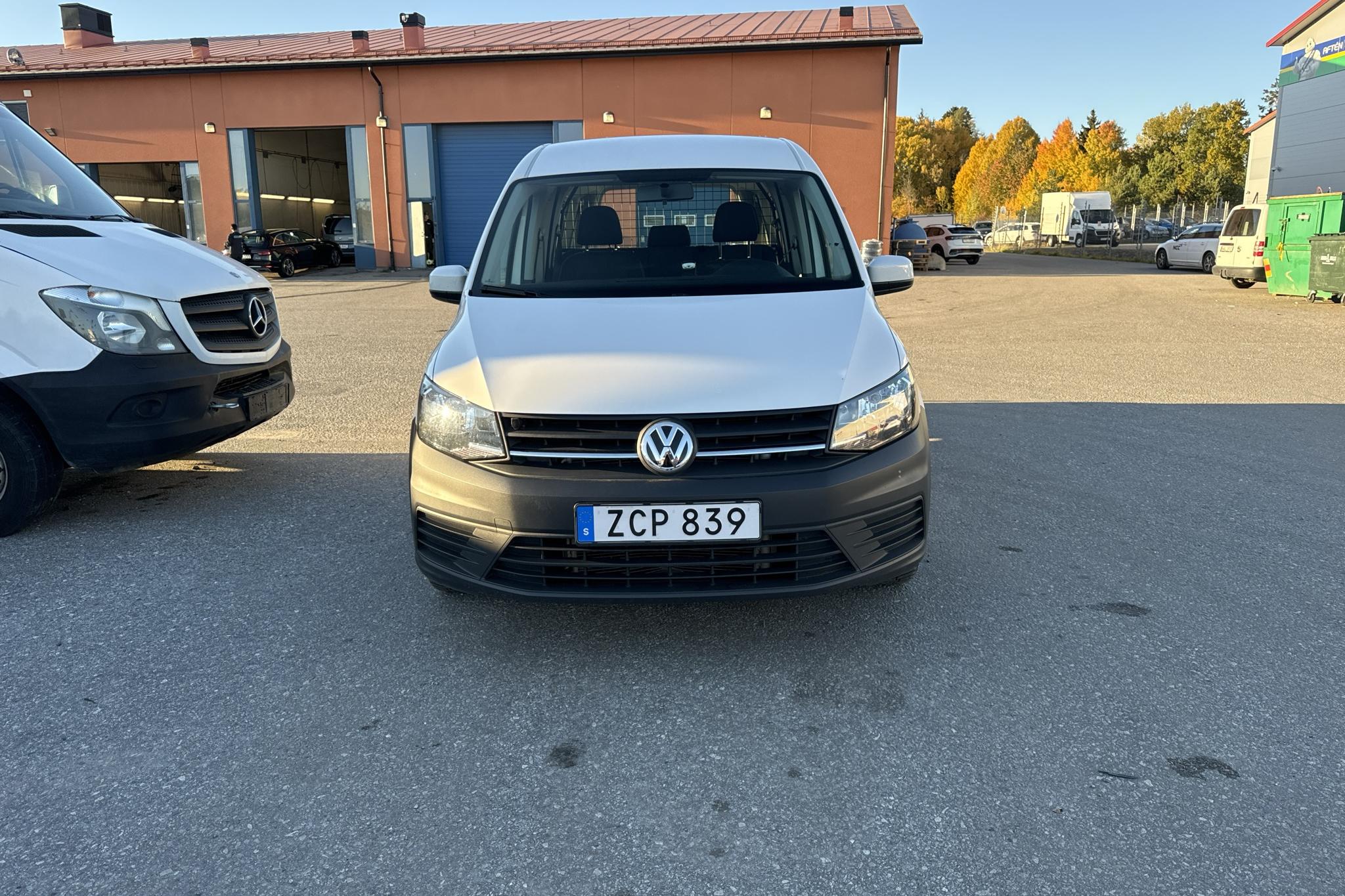 VW Caddy Life Maxi 2.0 TDI (102hk) - 52 110 km - Manual - white - 2018