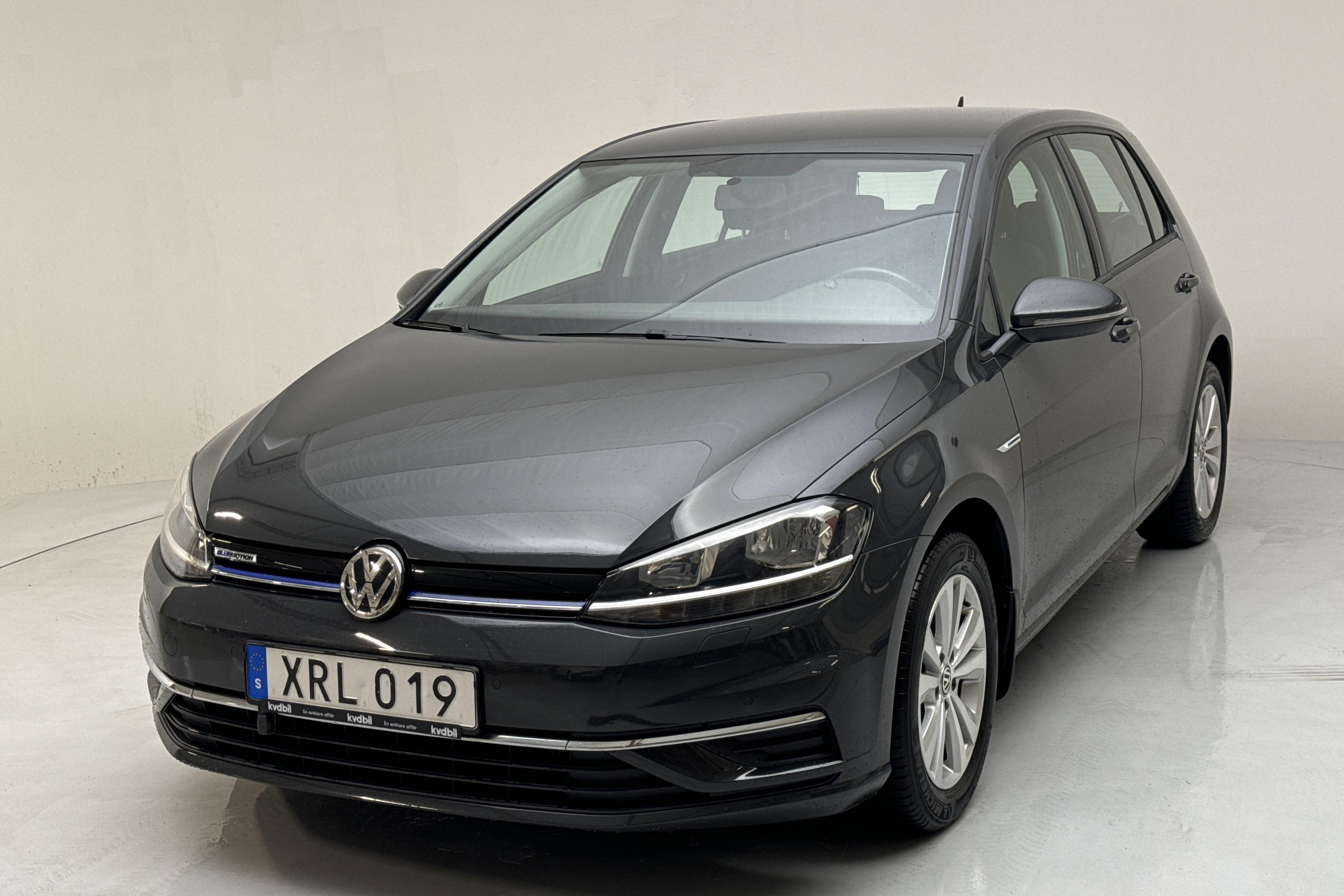 VW Golf VII 1.4 TGI 5dr (110hk) - 87 990 km - Manualna - Dark Grey - 2018