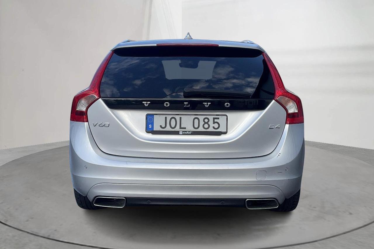 Volvo V60 D4 (181hk) - 17 237 mil - Manuell - silver - 2015