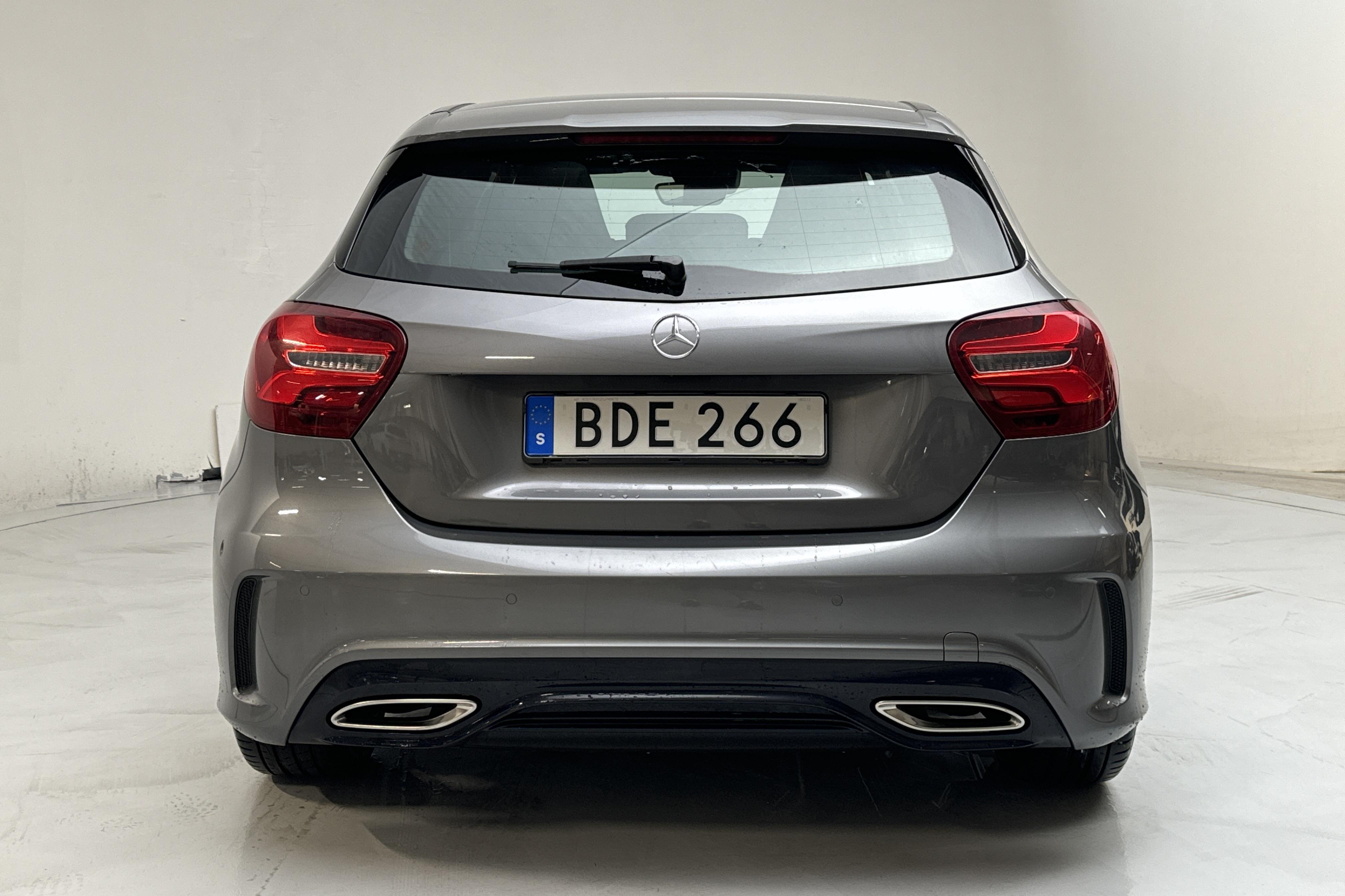 Mercedes A 180 d 5dr W176 (109hk) - 88 060 km - Automatyczna - Dark Grey - 2018