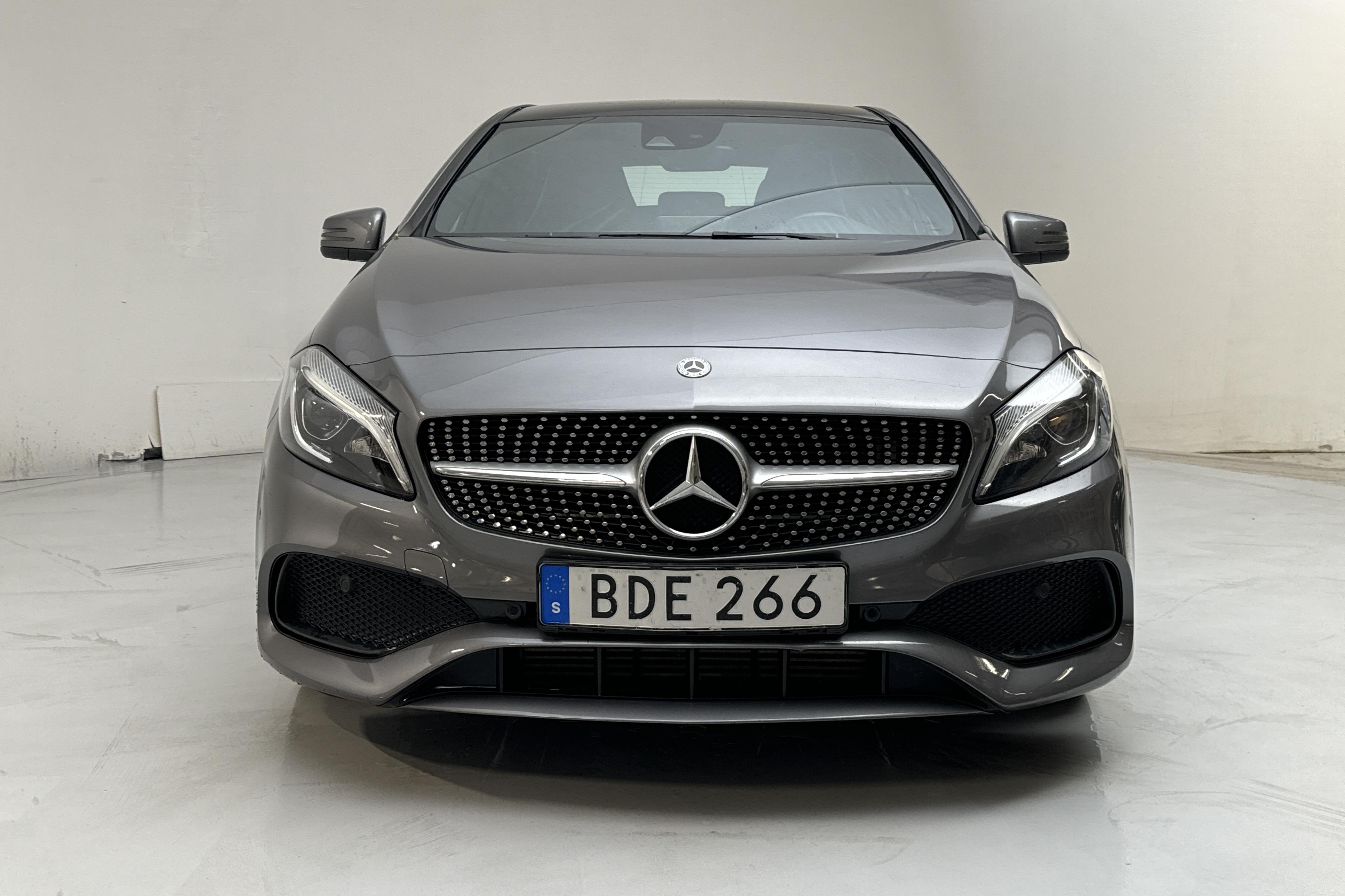 Mercedes A 180 d 5dr W176 (109hk) - 88 060 km - Automatyczna - Dark Grey - 2018