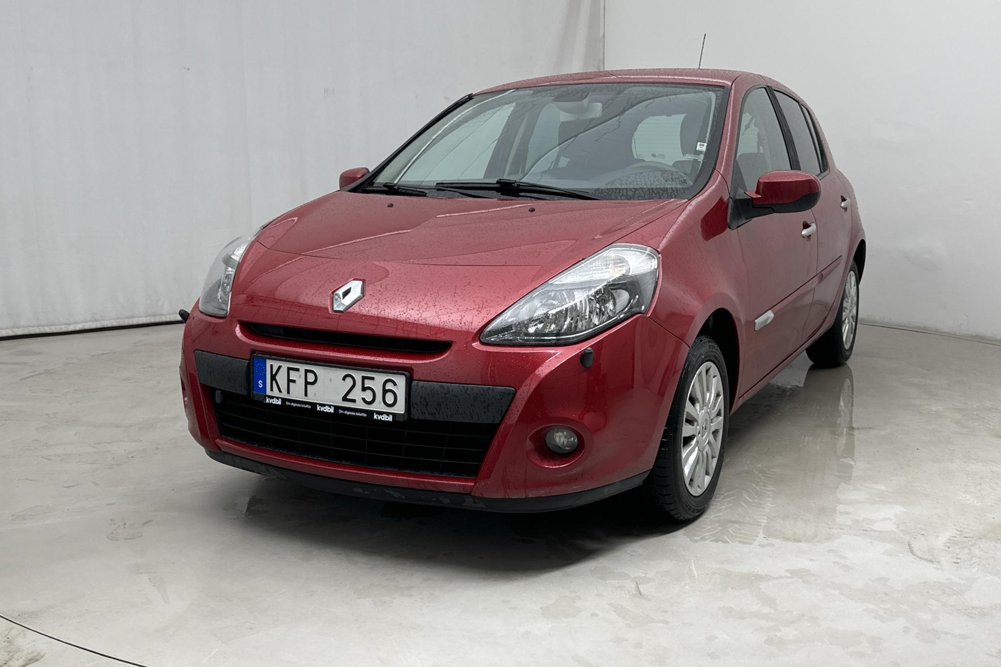 Renault Clio III 1.2 Flex Fuel 5dr (75hk) - 92 940 km - Manuaalinen - punainen - 2010