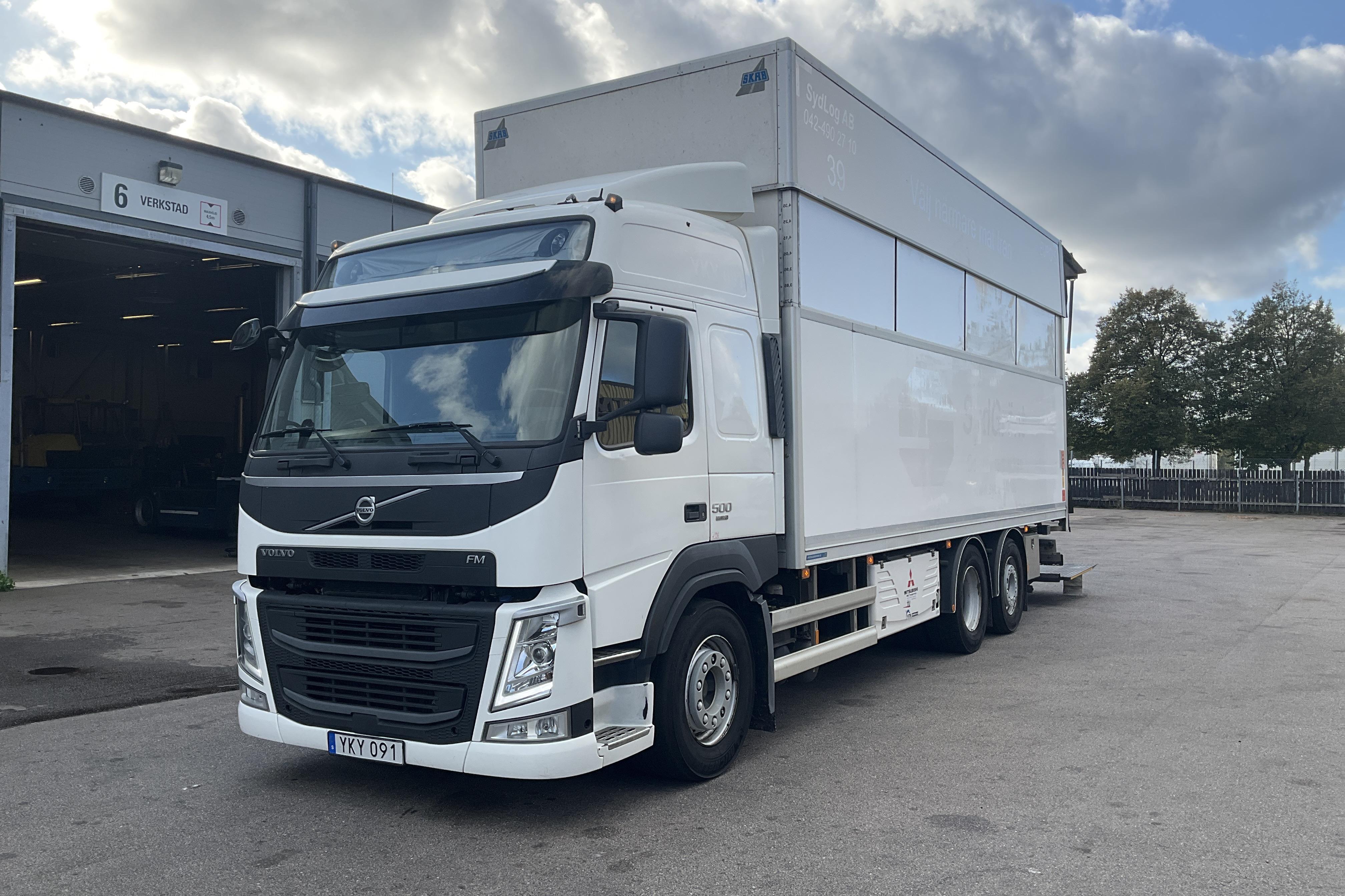 Volvo FM510 - 586 314 km - Automat - vit - 2017