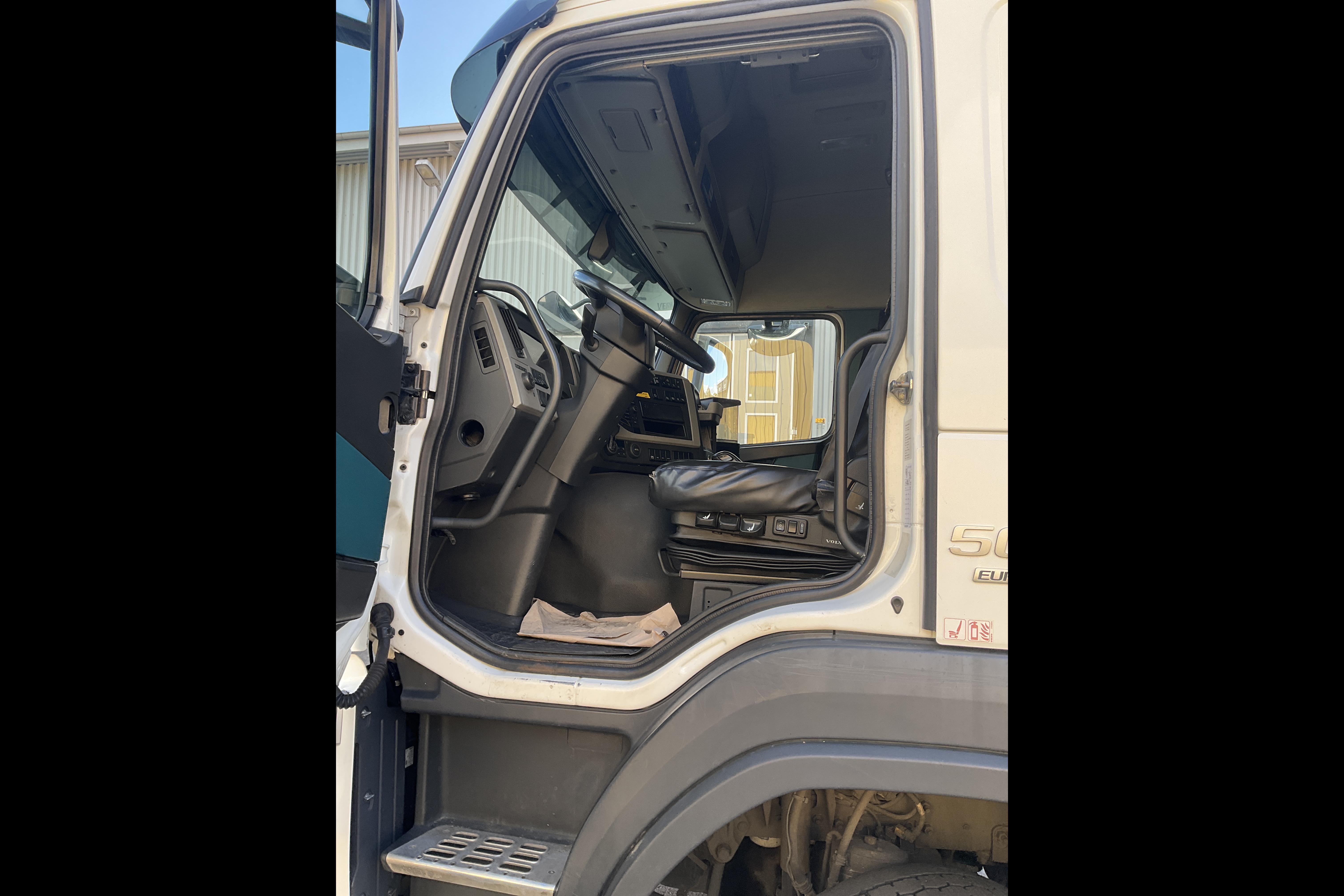 Volvo FM510 - 586 314 km - Automaattinen - valkoinen - 2017