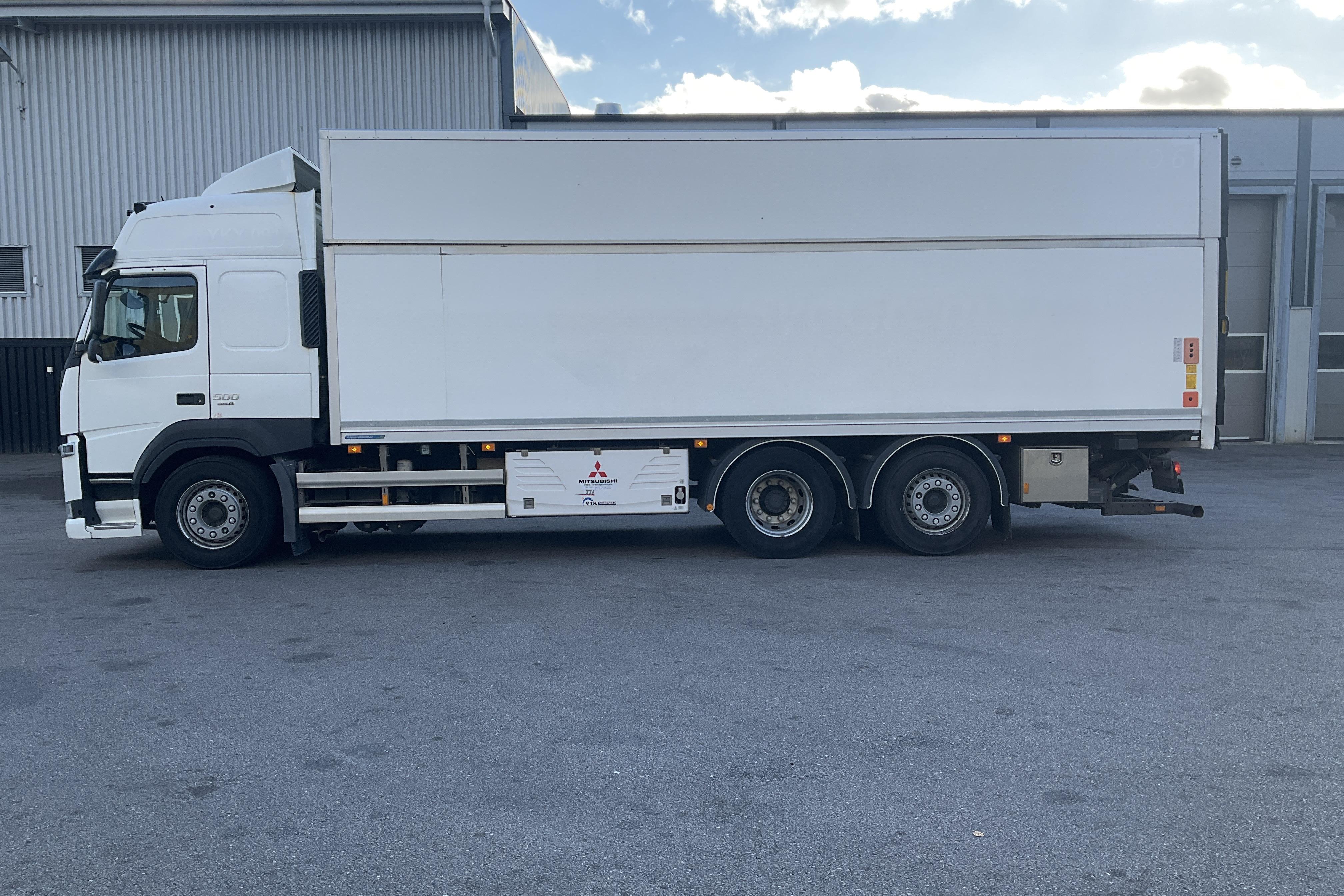 Volvo FM510 - 586 314 km - Automat - vit - 2017