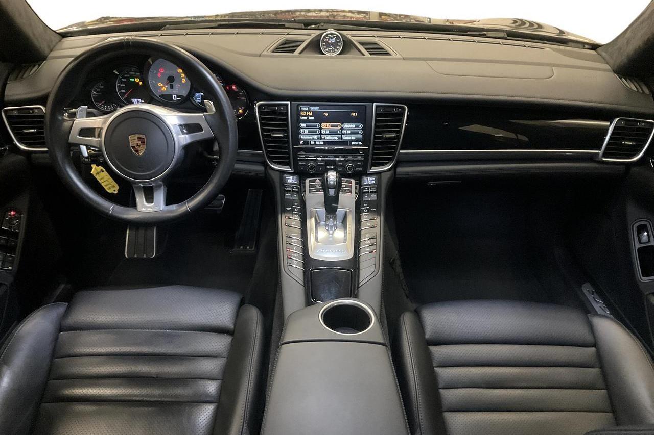 Porsche Panamera GTS (440hk) - 59 880 km - Automaattinen - musta - 2016