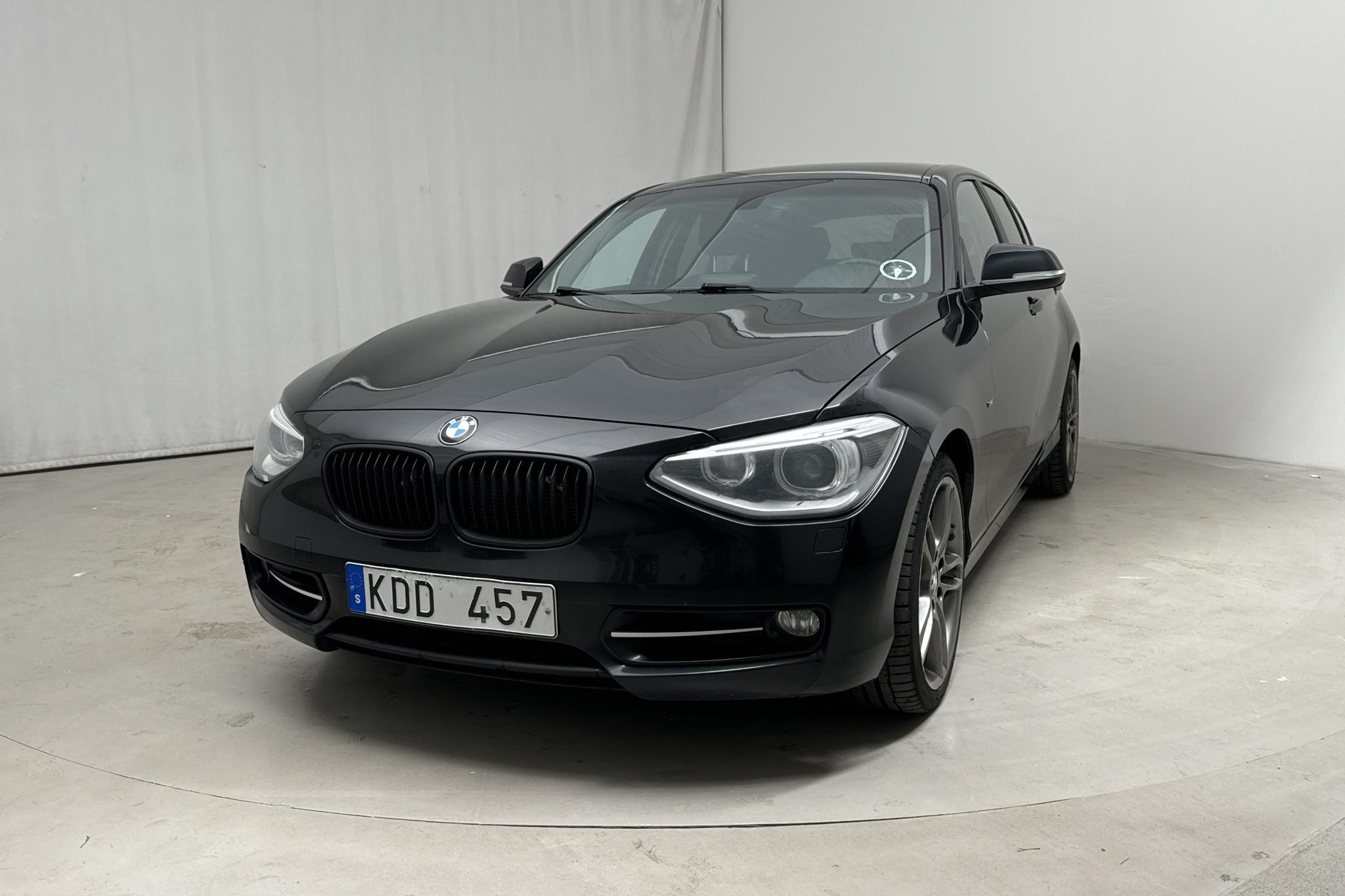 BMW 120d xDrive 5dr, F20 (184hk) - 18 391 mil - Manuell - svart - 2013