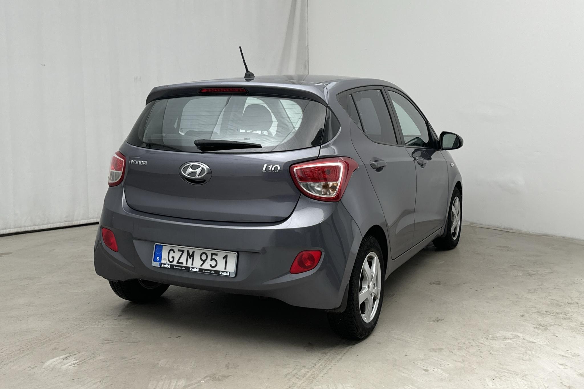 Hyundai i10 1.0 (66hk) - 129 860 km - Manual - Dark Grey - 2016