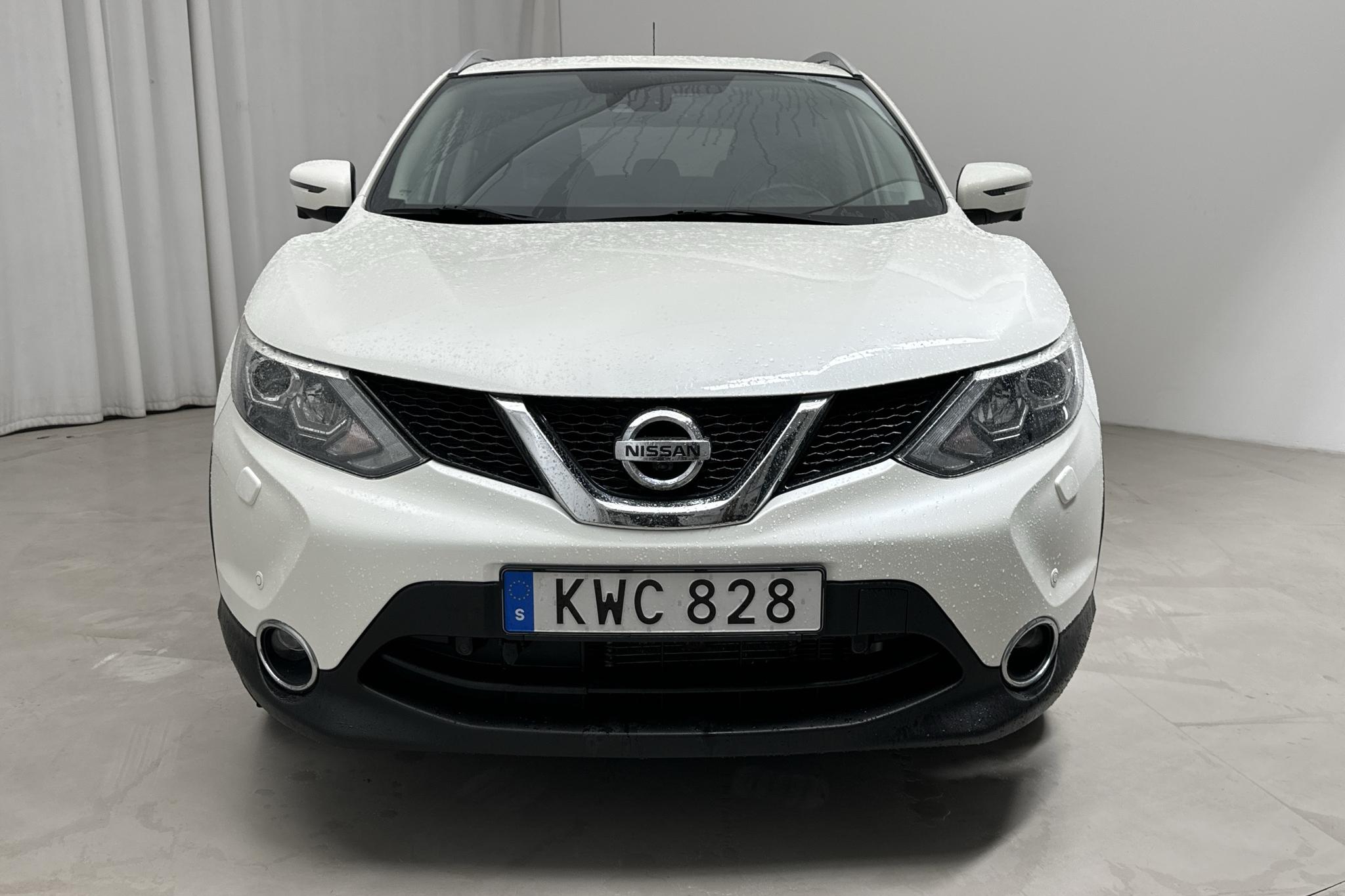 Nissan Qashqai 1.2 (115hk) - 105 510 km - Automaattinen - valkoinen - 2015