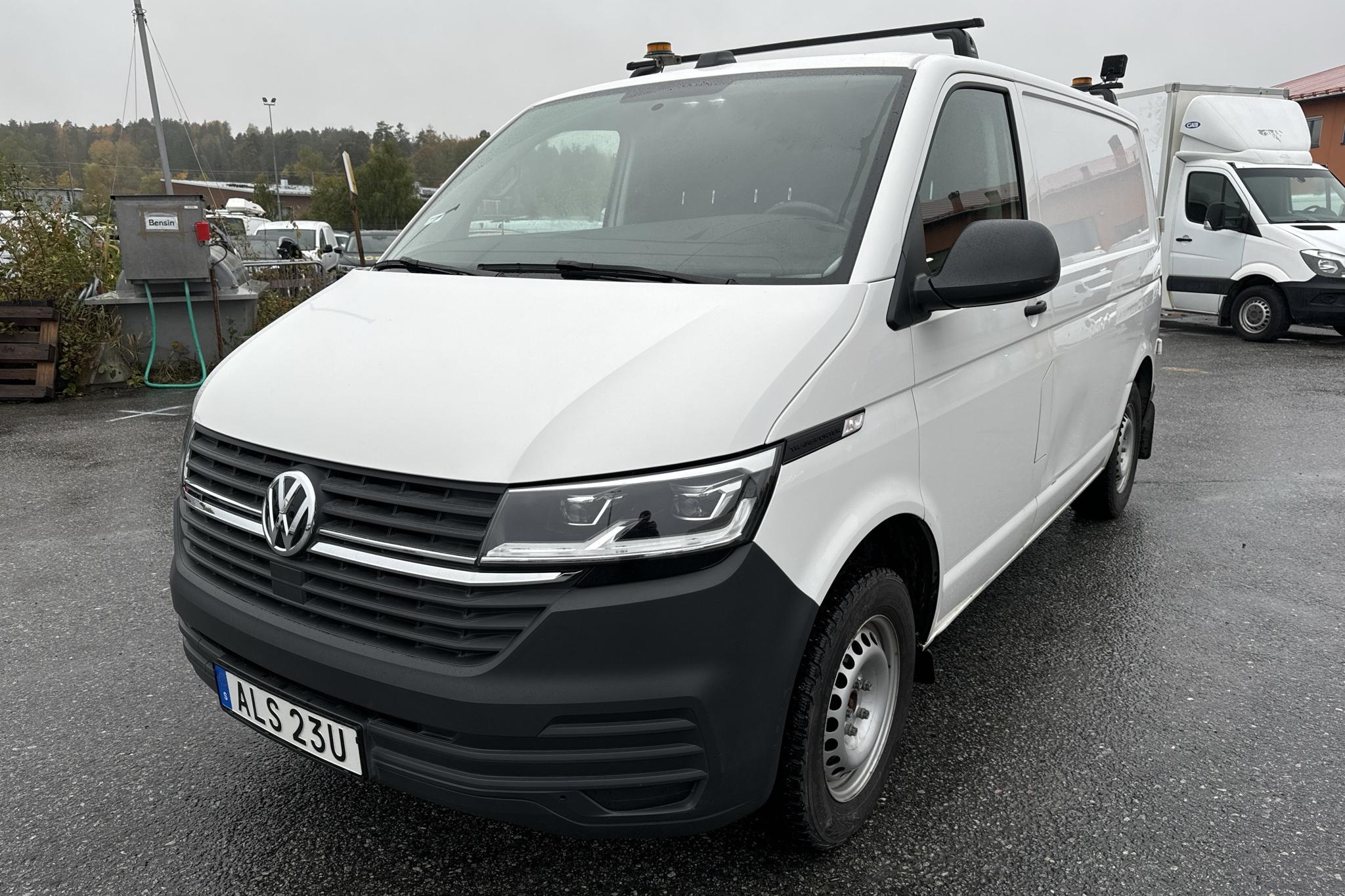 VW Transporter T6.1 2.0 TDI BMT Skåp 4MOTION (150hk) - 52 220 km - Automaatne - valge - 2021