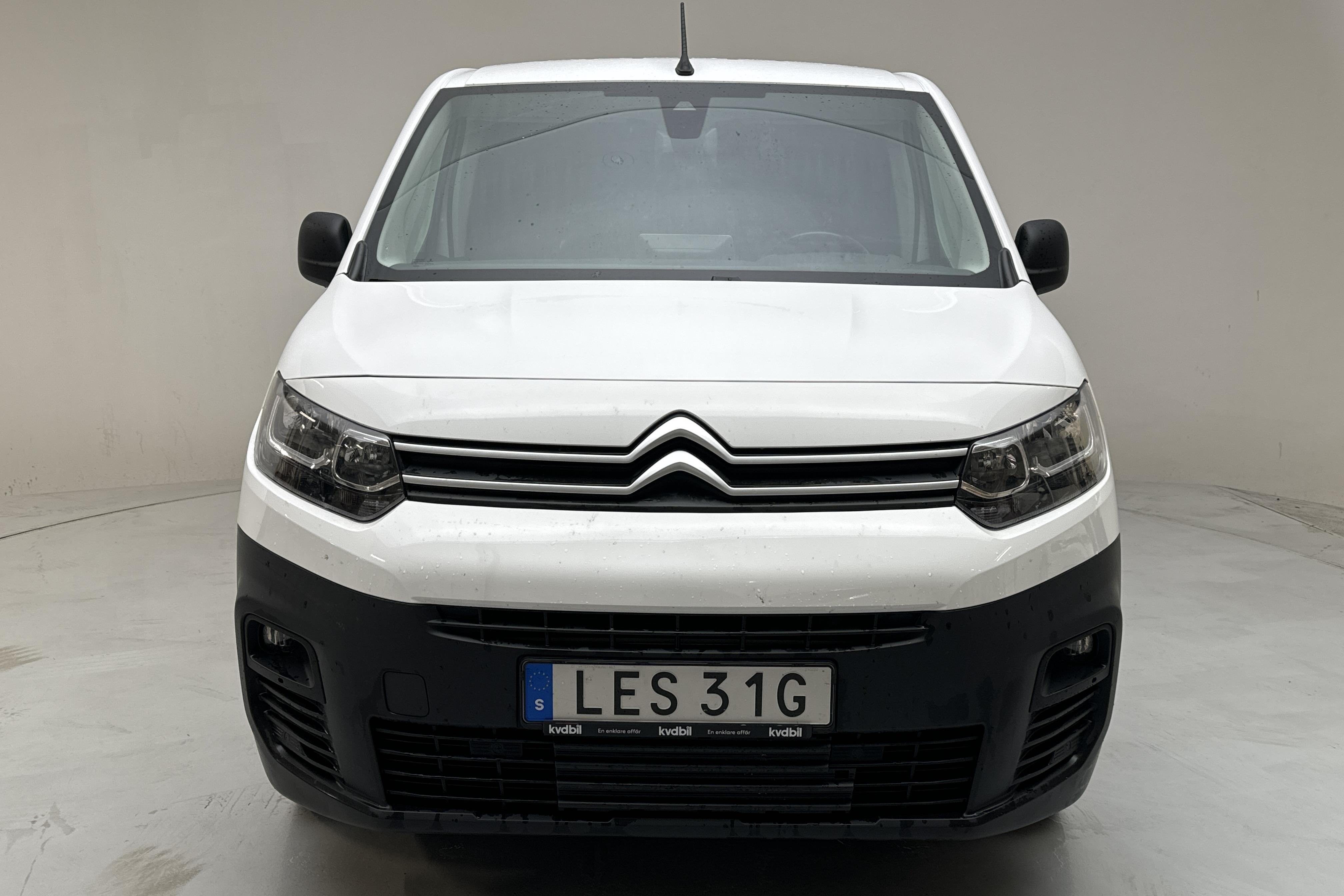 Citroen Berlingo 1.5 BlueHDi Skåp (130hk) - 110 220 km - Automatic - white - 2021