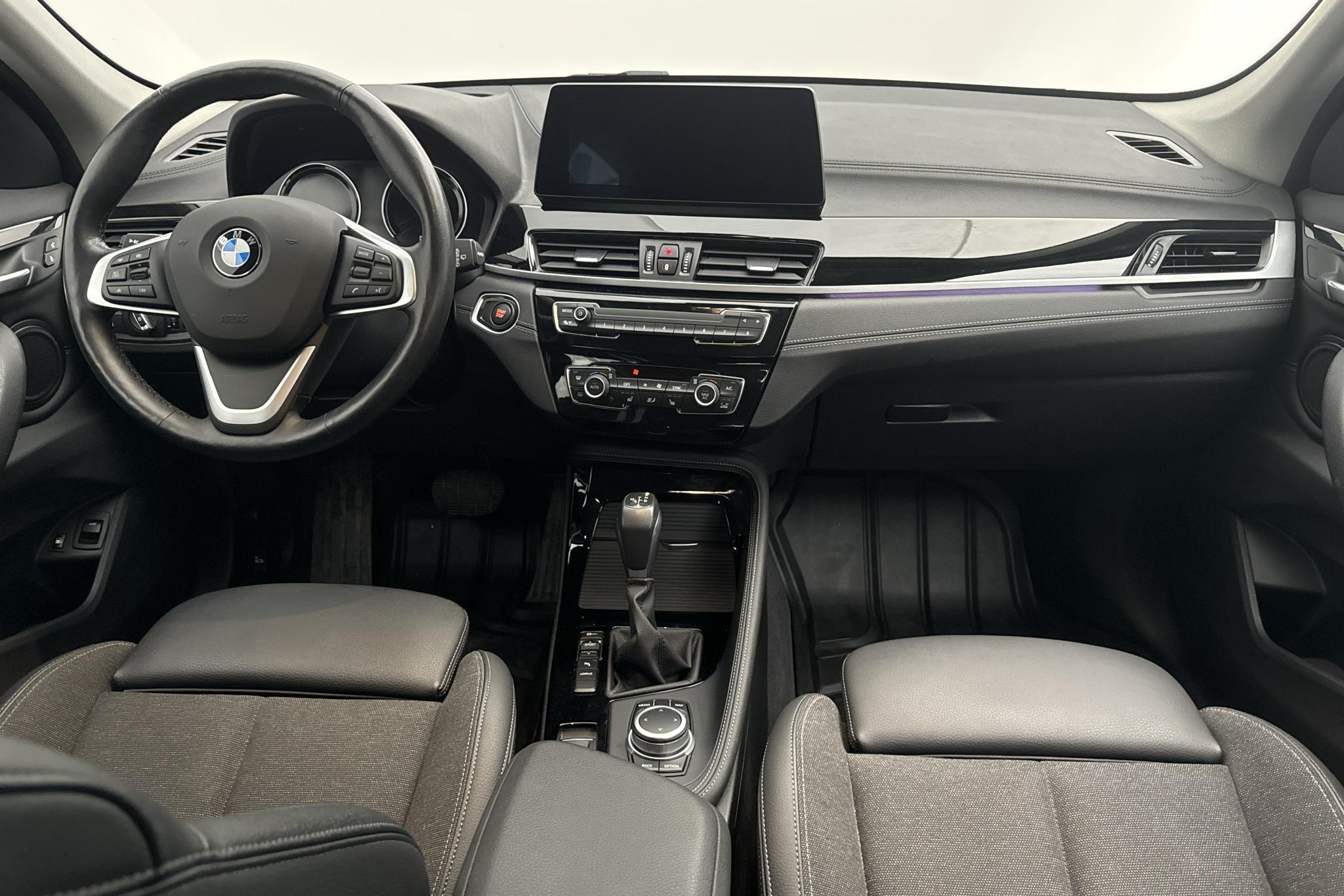 BMW X1 xDrive25e 9,7 kWh LCI, F48 (220hk) - 3 771 mil - Automat - grå - 2021