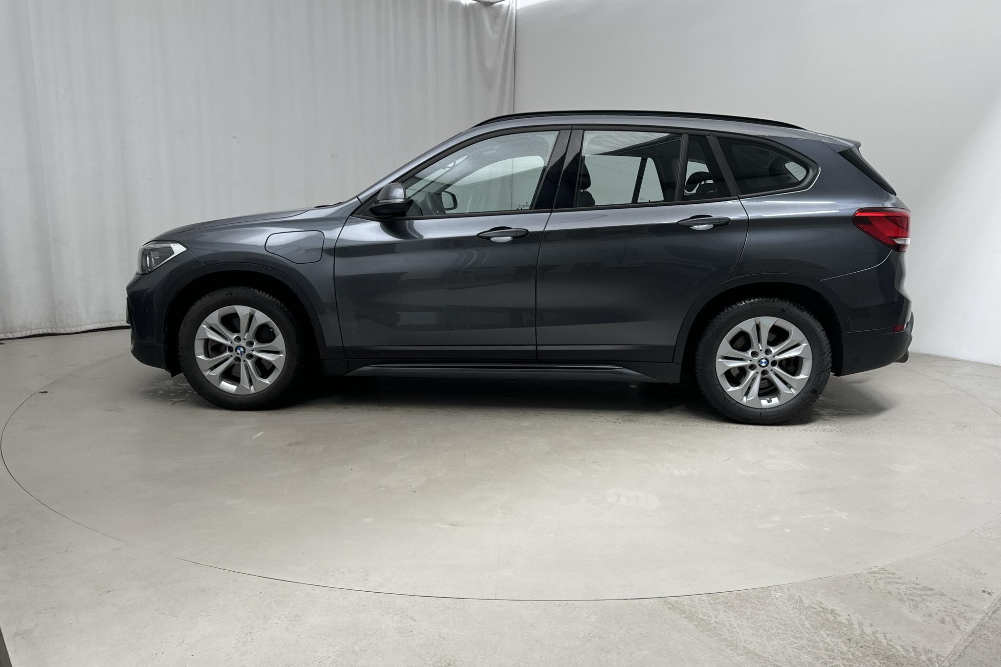 BMW X1 xDrive25e 9,7 kWh LCI, F48 (220hk) - 3 771 mil - Automat - grå - 2021