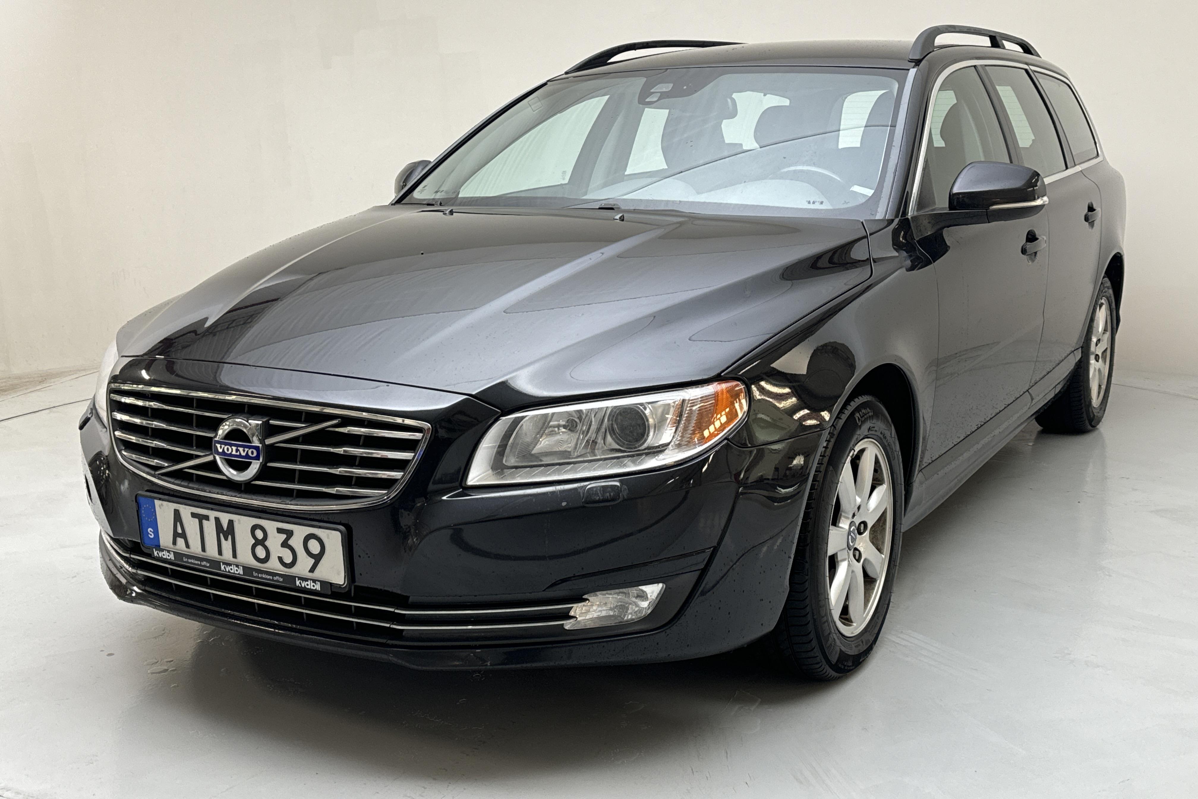 Volvo V70 II D4 AWD (181hk) - 233 580 km - Automatic - black - 2014