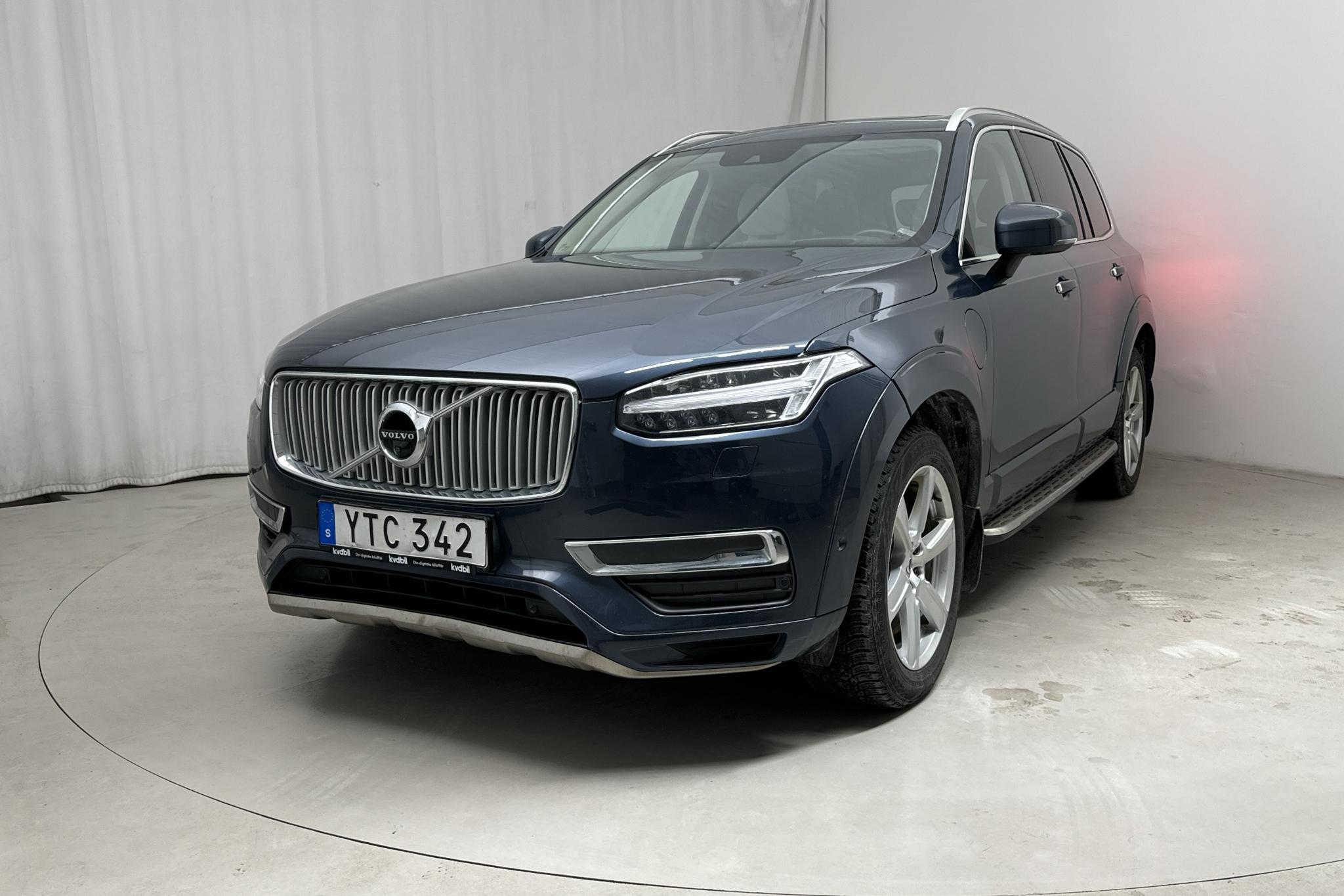 Volvo XC90 T8 AWD Twin Engine (400hk) - 190 830 km - Automaattinen - Dark Blue - 2018