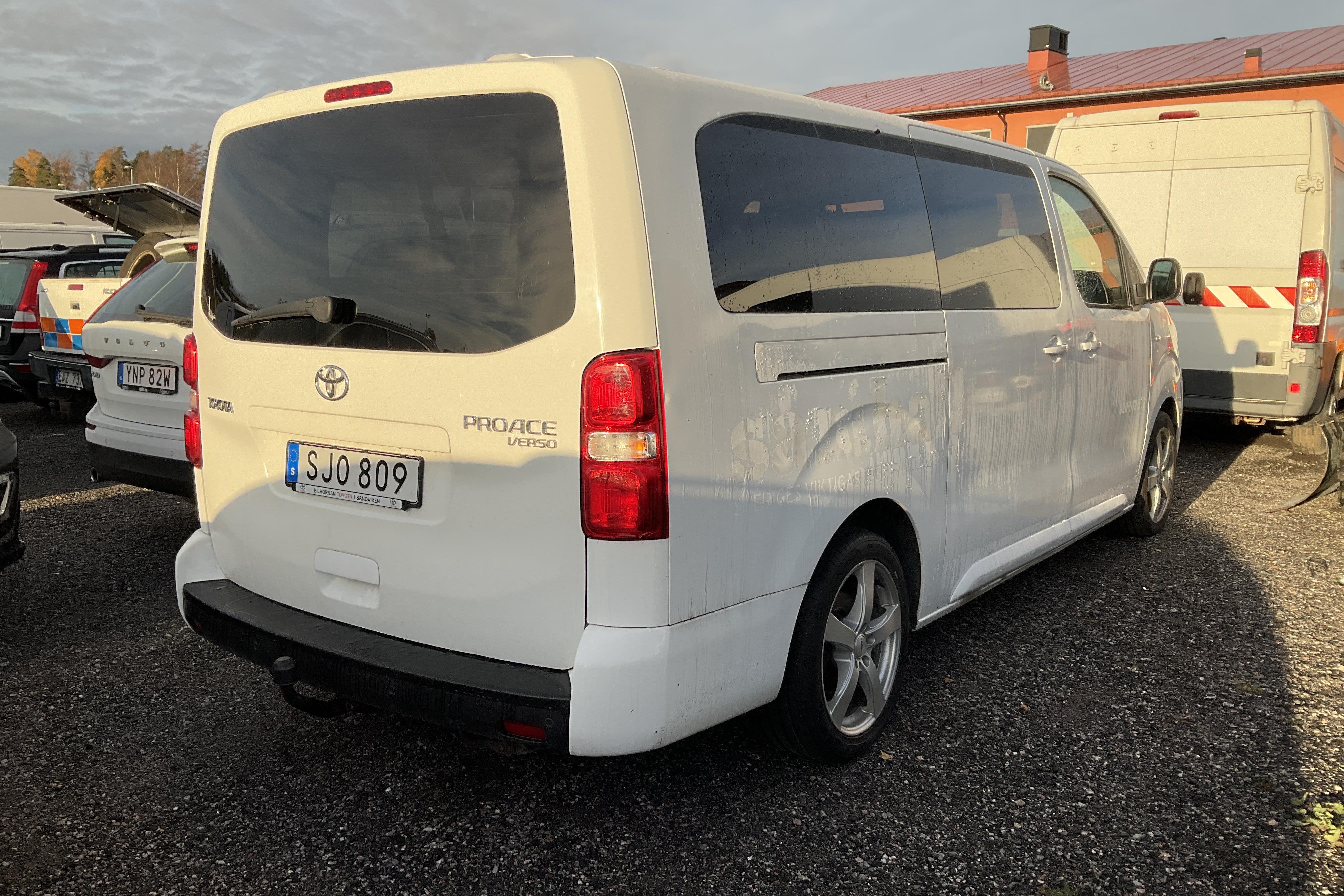 Toyota PROACE Verso 2.0D (180hk) - 112 450 km - Automaatne - valge - 2019