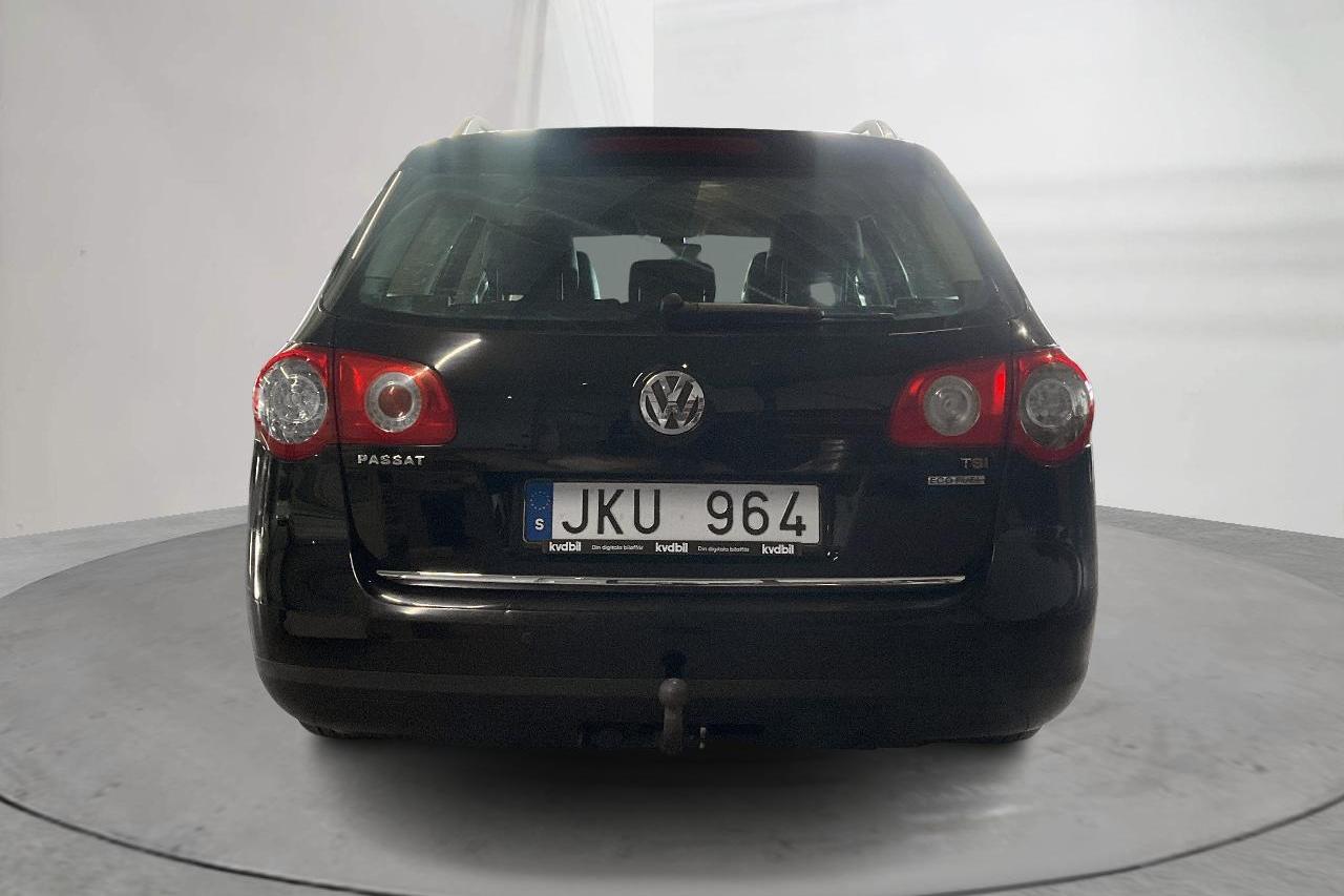 VW Passat 1.4 TSI EcoFuel Variant (150hk) - 19 681 mil - Manuell - svart - 2010