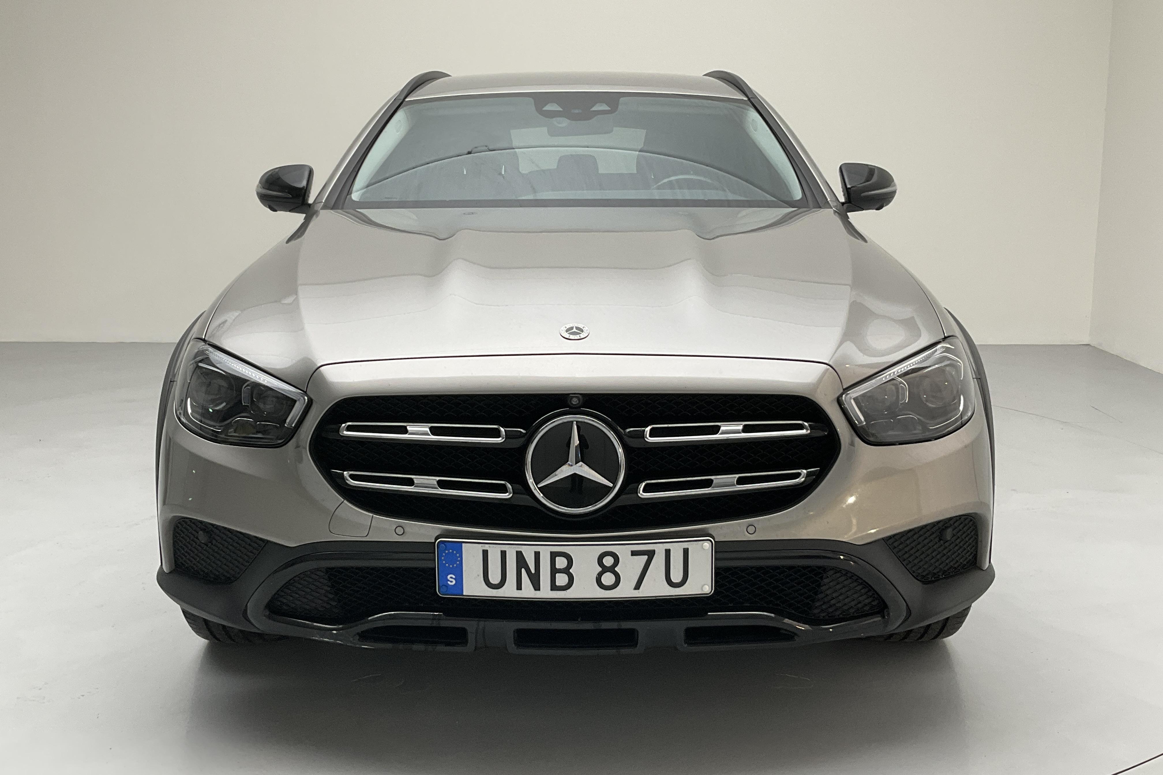 Mercedes E 220 d 4MATIC Kombi All-Terrain S213 (194hk) - 85 970 km - Automatic - silver - 2022