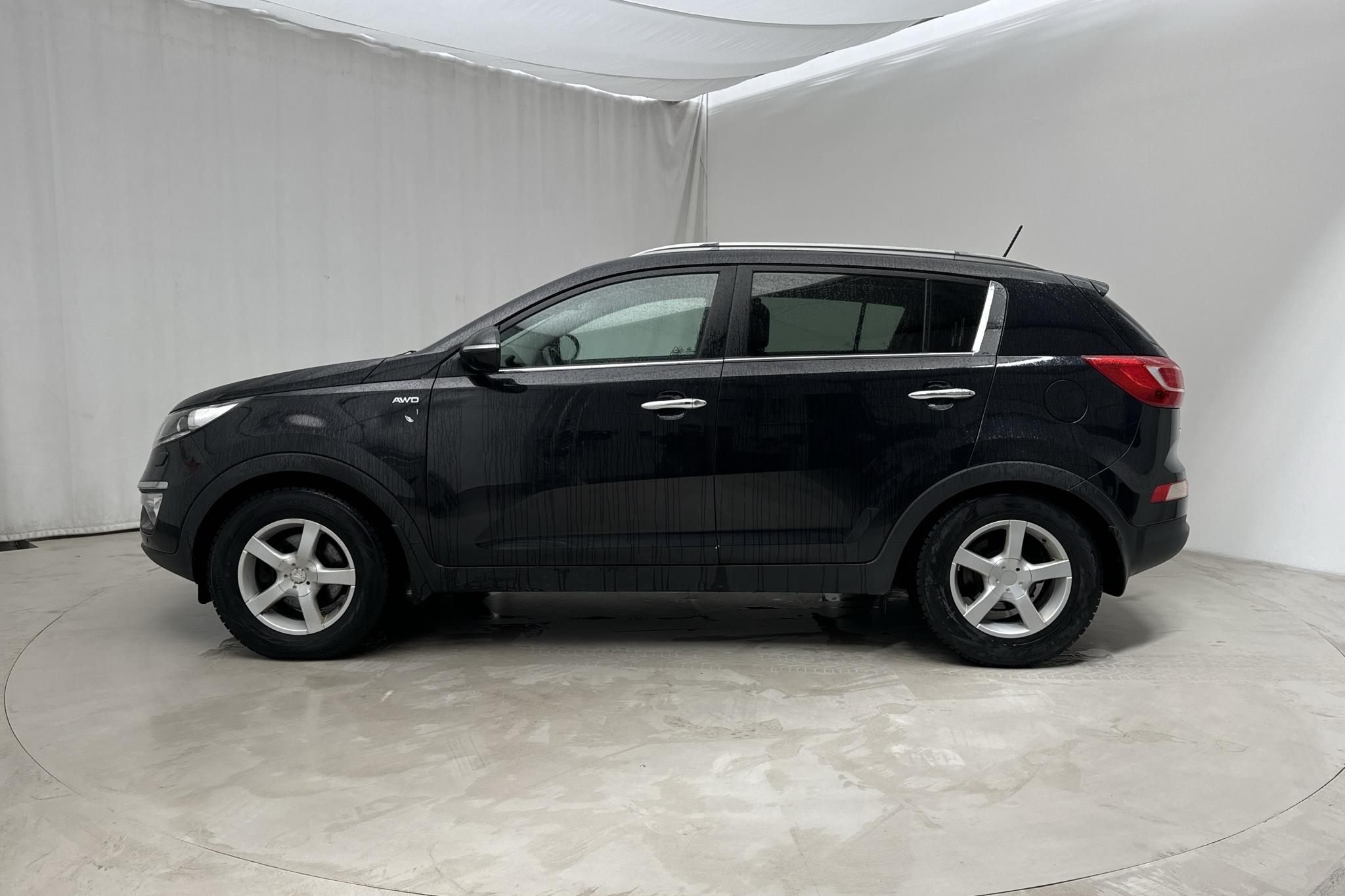 KIA Sportage 2.0 CRDi AWD (184hk) - 176 170 km - Automaattinen - musta - 2012