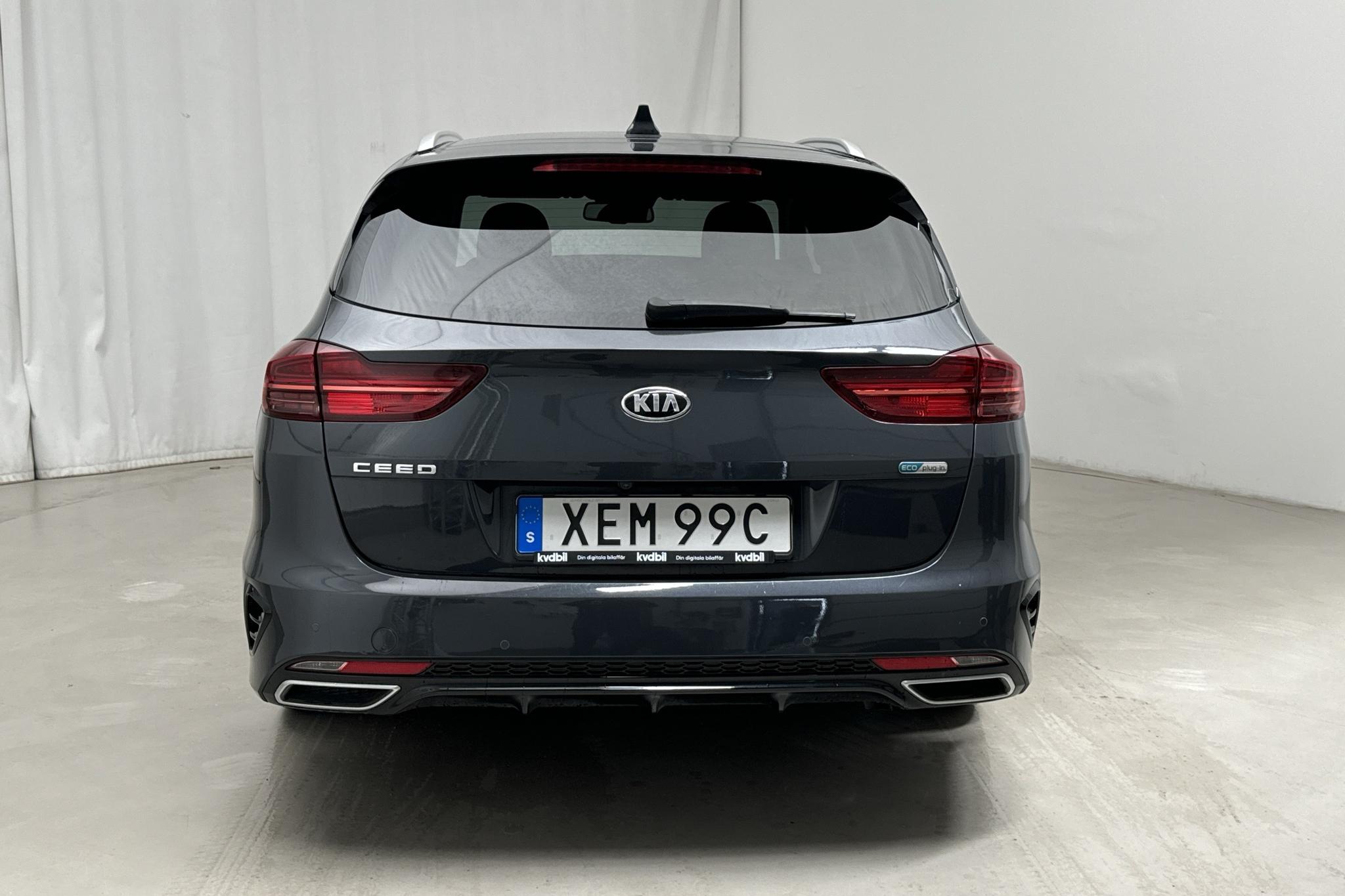 KIA Ceed 1.6 Plug-in Hybrid SW (141hk) - 91 000 km - Automaattinen - harmaa - 2021