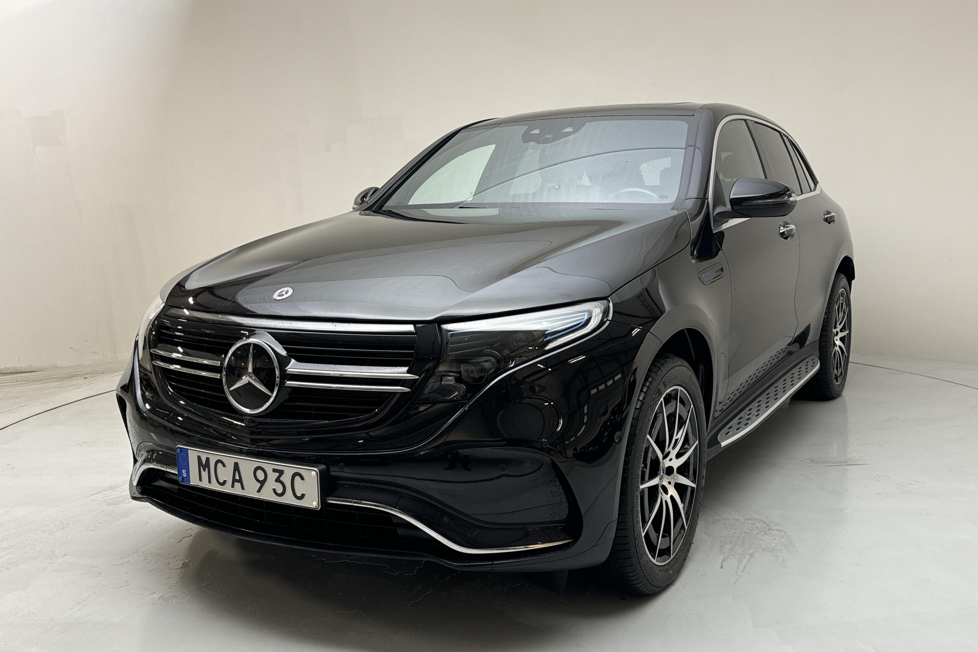 Mercedes EQC 400 4MATIC 80,0 kWh N293 (408hk) - 61 150 km - Automaattinen - musta - 2021