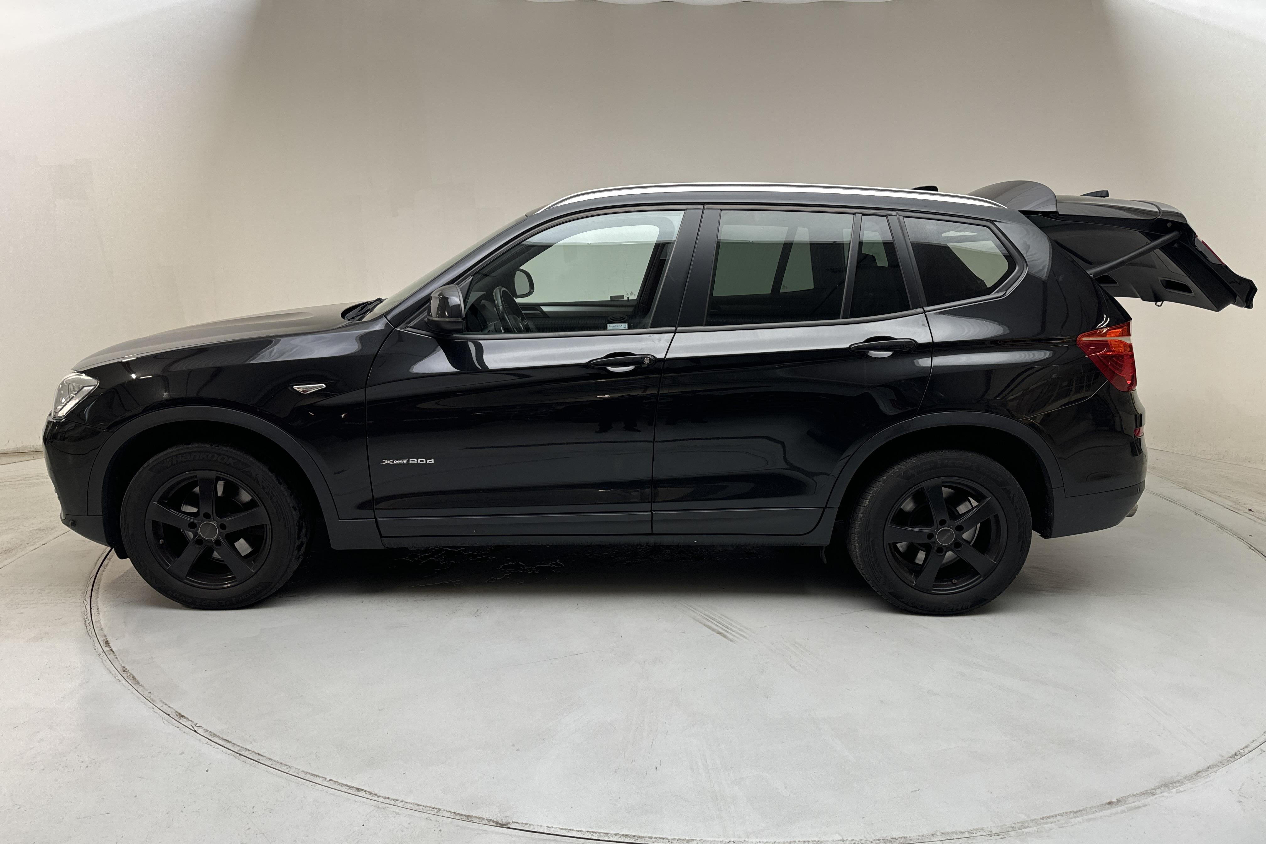 BMW X3 xDrive20d, F25 (190hk) - 145 180 km - Automatyczna - czarny - 2016