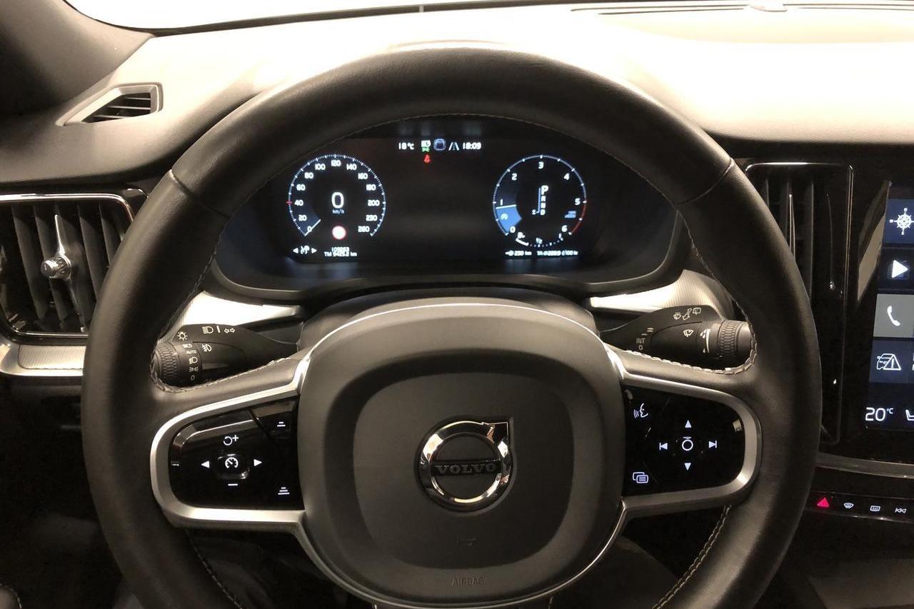 Volvo V60 D3 (150hk) - 103 260 km - Automaatne - valge - 2020